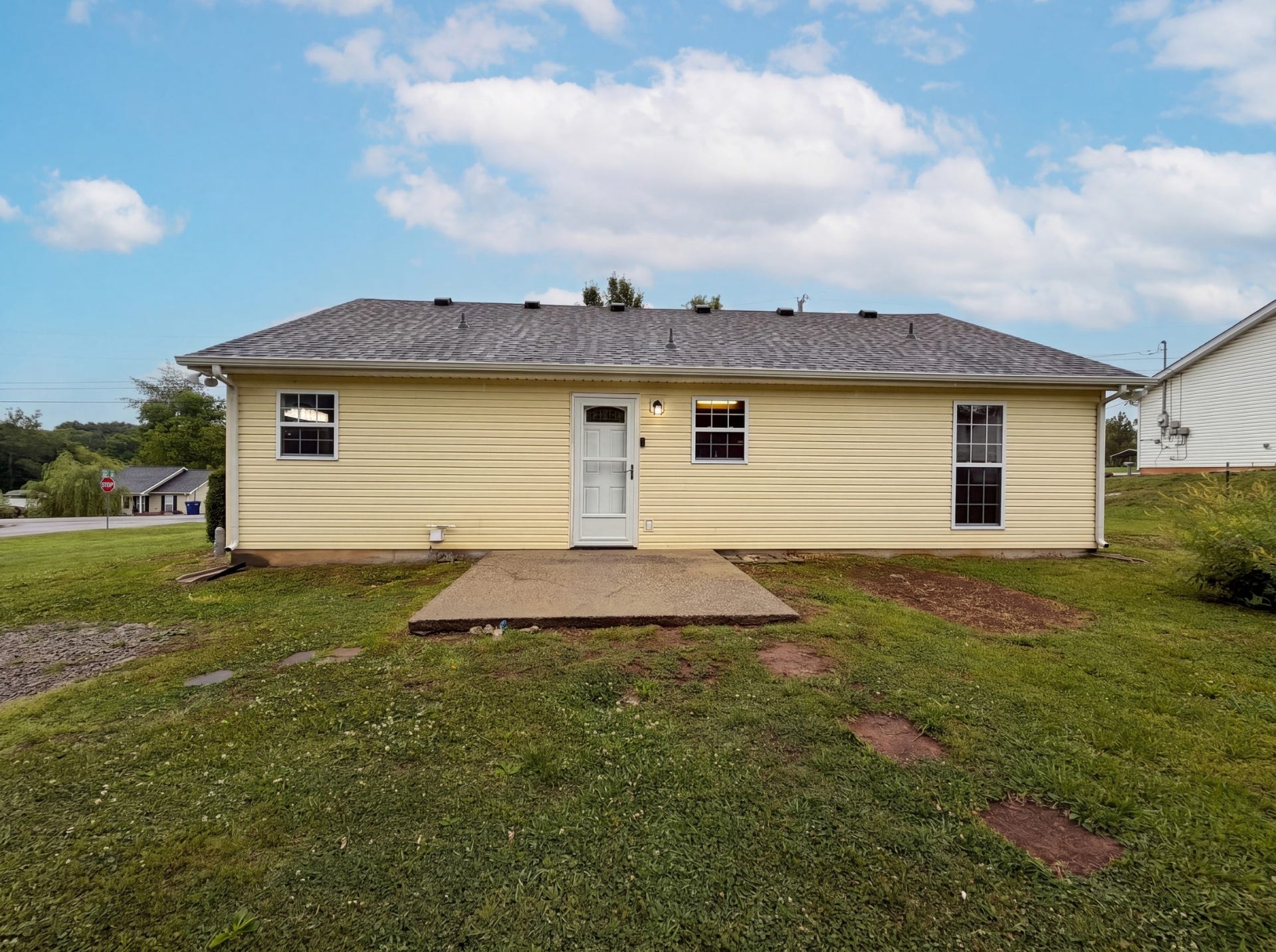 300 Fairway Grn, Shelbyville, TN 37160 300 Fairway Grn, Shelbyville, TN 37160