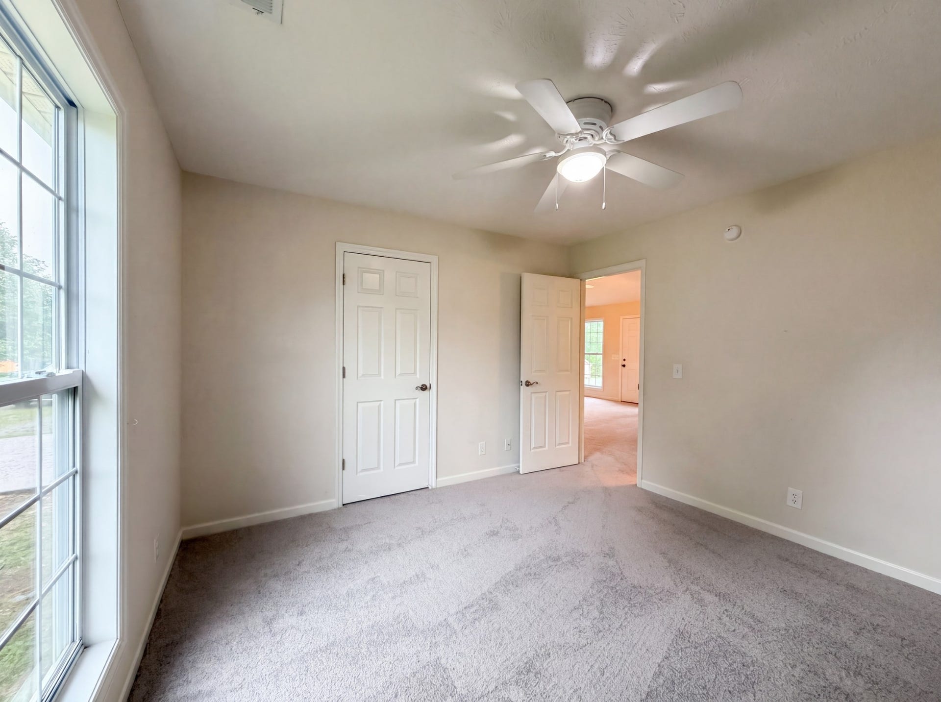300 Fairway Grn, Shelbyville, TN 37160 300 Fairway Grn, Shelbyville, TN 37160