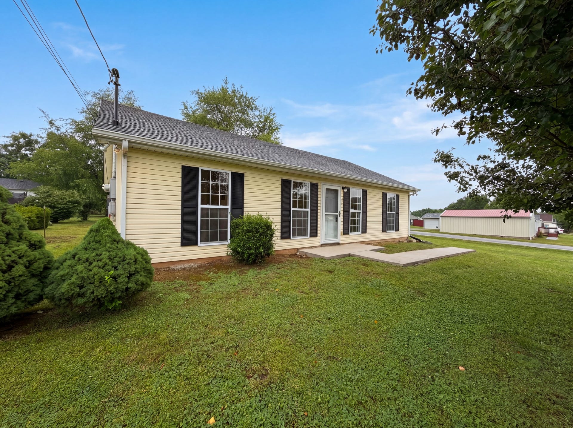 300 Fairway Grn, Shelbyville, TN 37160 300 Fairway Grn, Shelbyville, TN 37160