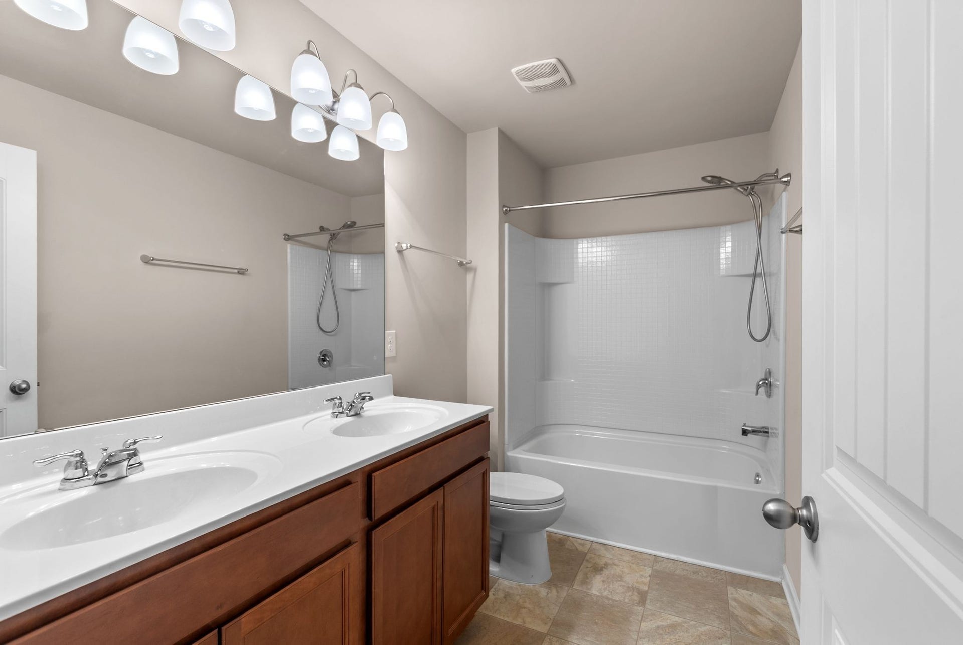 664 Prominence Rd, Columbia, TN 38401 664 Prominence Rd, Columbia, TN 38401