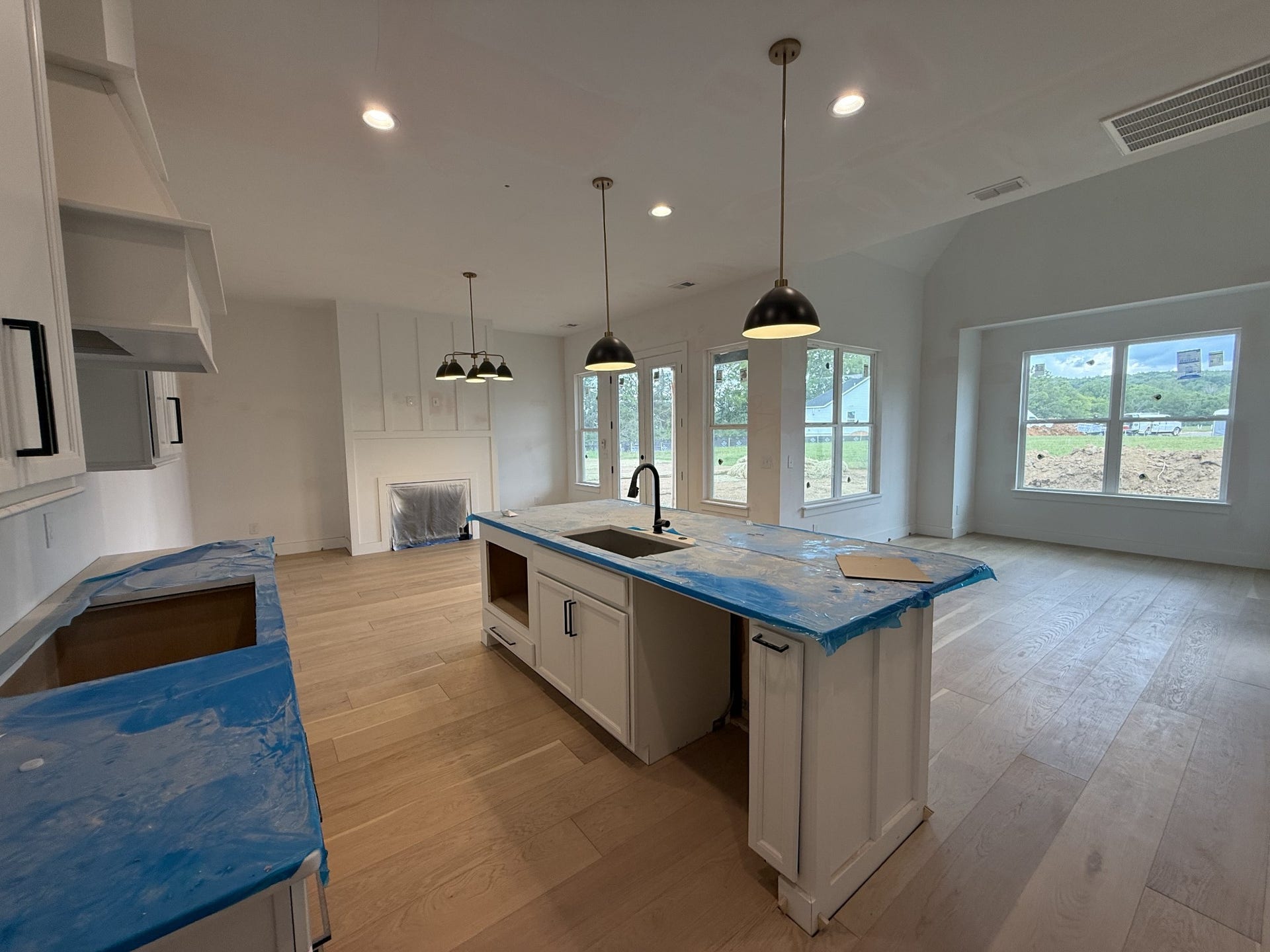 2712 Canton Dr, Murfreesboro, TN 37129 2712 Canton Dr, Murfreesboro, TN 37129