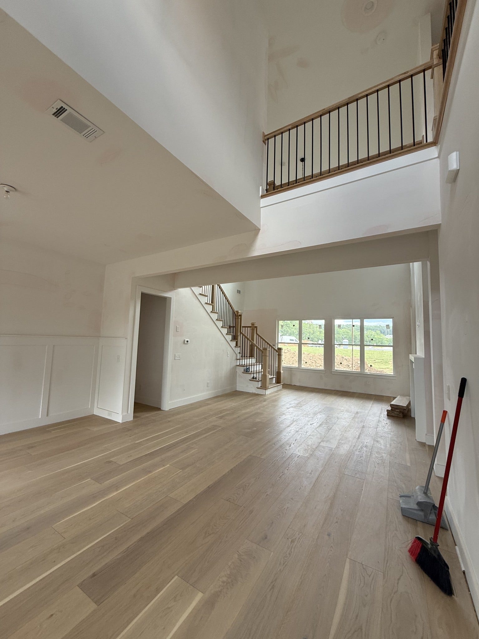 2712 Canton Dr, Murfreesboro, TN 37129 2712 Canton Dr, Murfreesboro, TN 37129