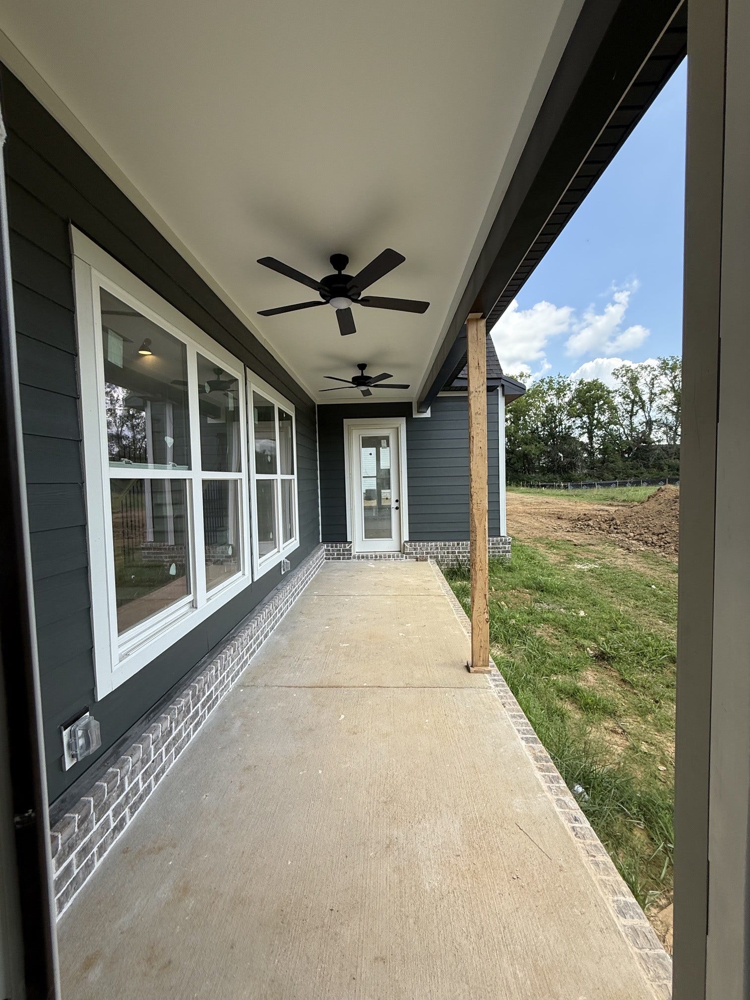 2712 Canton Dr, Murfreesboro, TN 37129 2712 Canton Dr, Murfreesboro, TN 37129