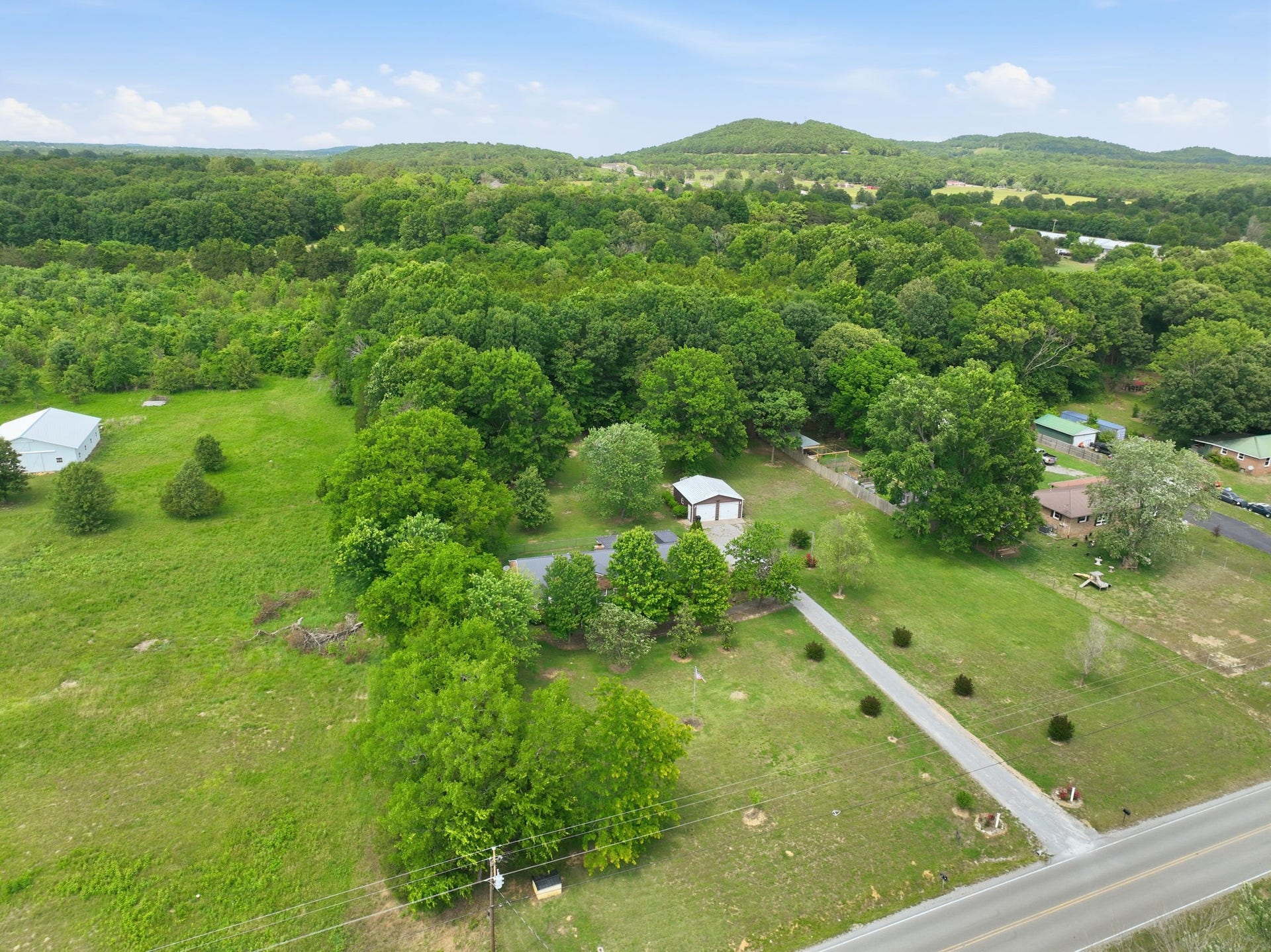 3041 Unionville Deason Rd, Bell Buckle, TN 37020 3041 Unionville Deason Rd, Bell Buckle, TN 37020
