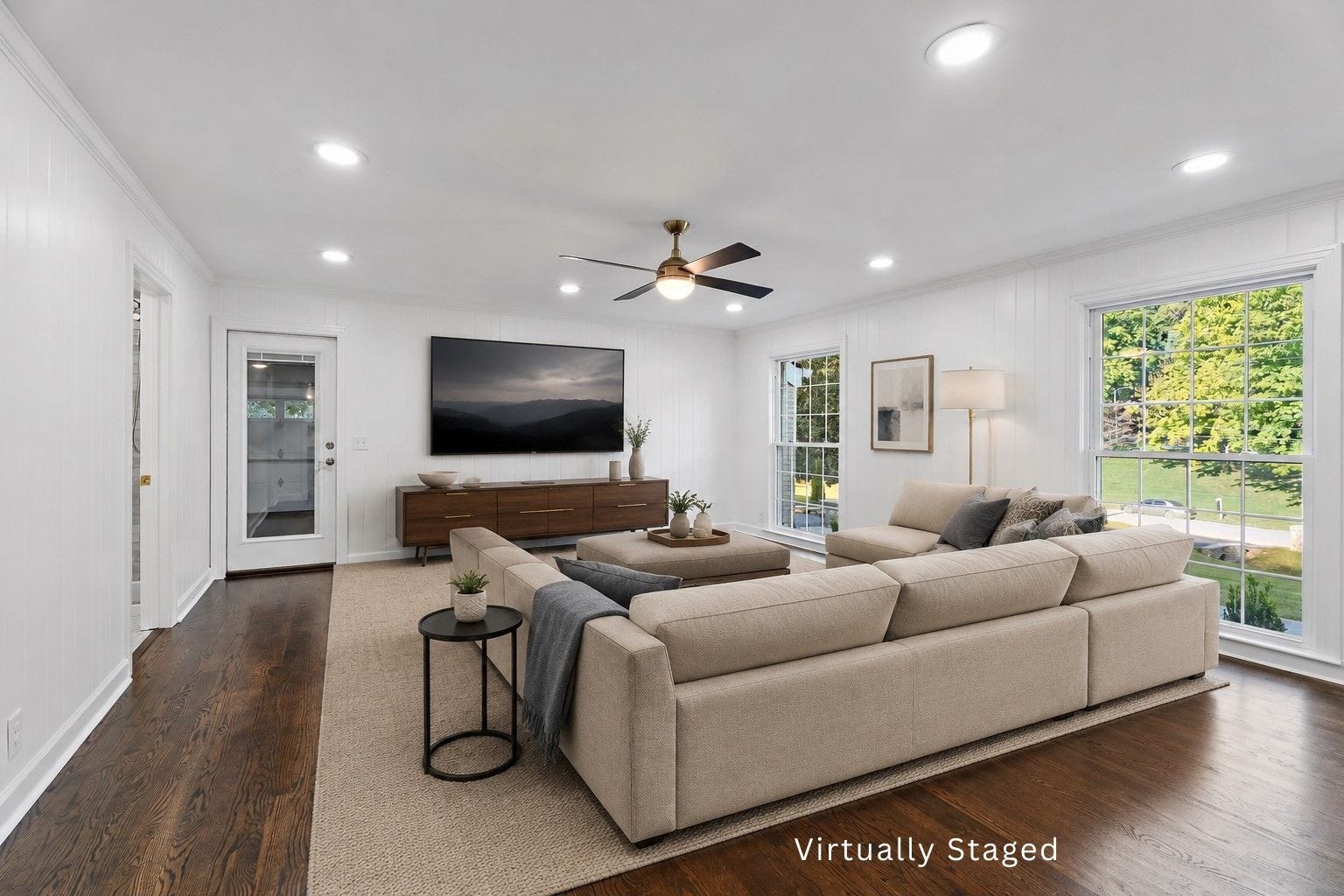 6617 Ellesmere Rd, Nashville, TN 37205 6617 Ellesmere Rd, Nashville, TN 37205