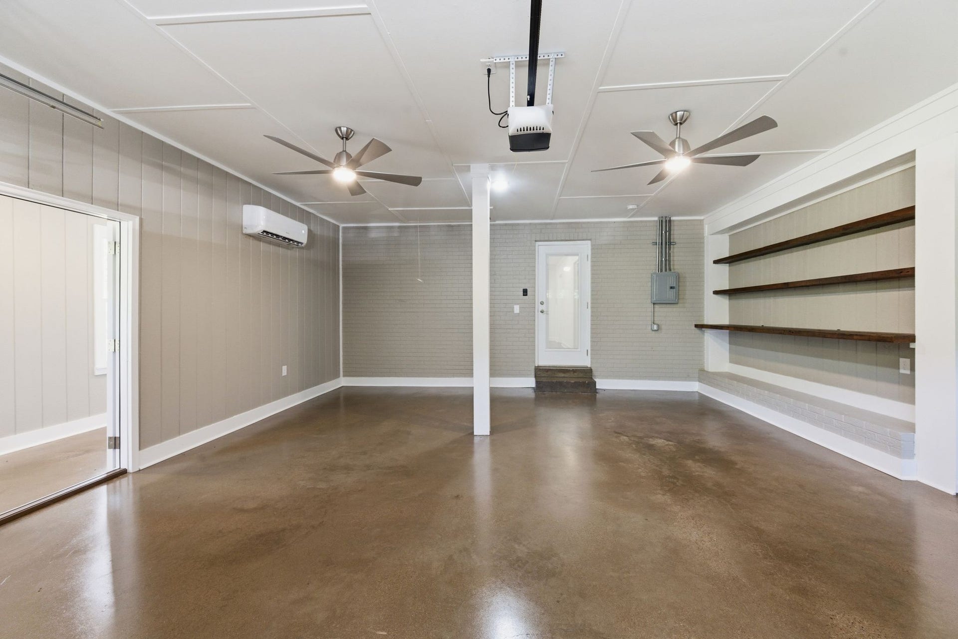 6617 Ellesmere Rd, Nashville, TN 37205 6617 Ellesmere Rd, Nashville, TN 37205