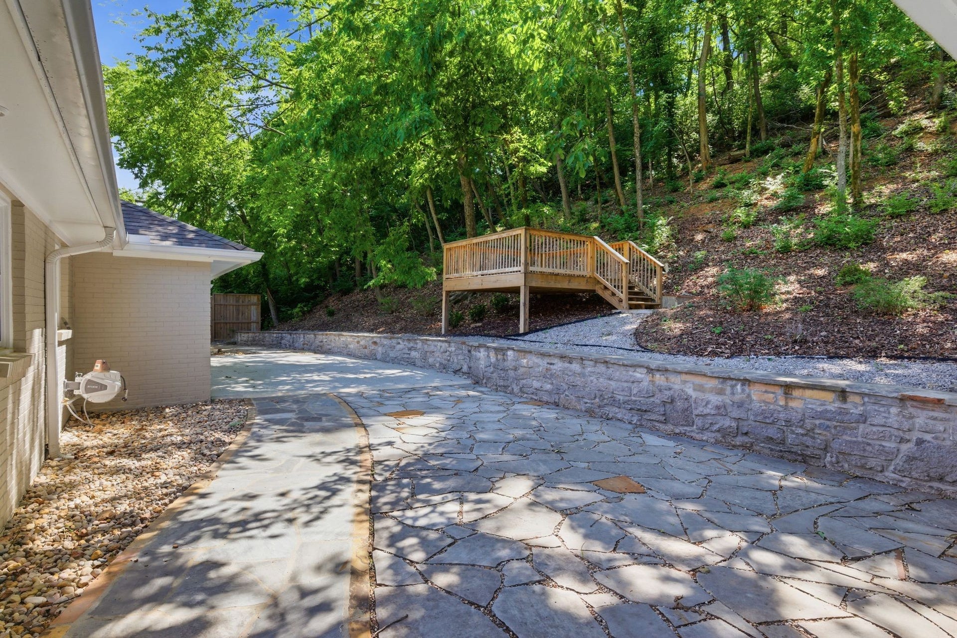 6617 Ellesmere Rd, Nashville, TN 37205 6617 Ellesmere Rd, Nashville, TN 37205