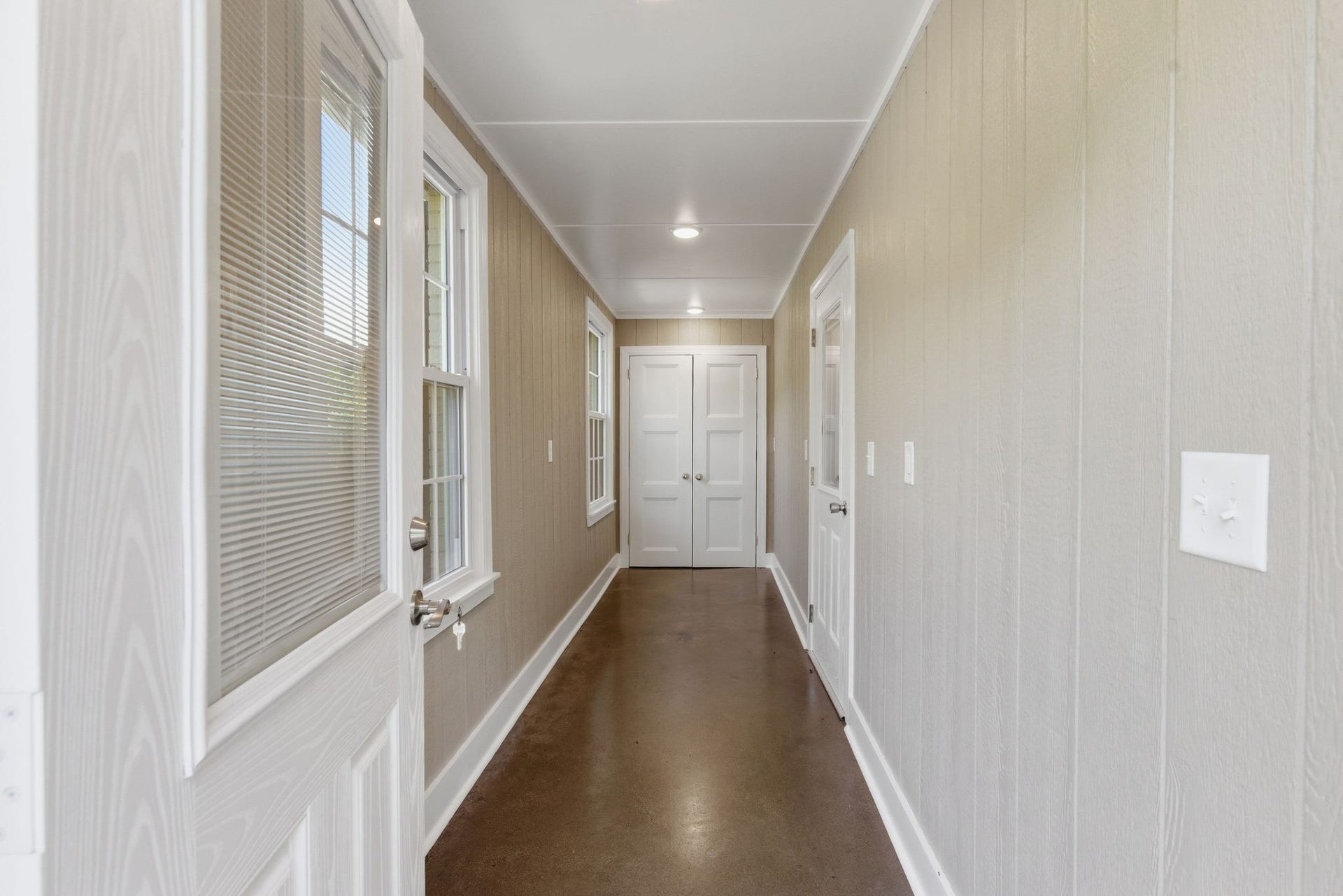 6617 Ellesmere Rd, Nashville, TN 37205 6617 Ellesmere Rd, Nashville, TN 37205