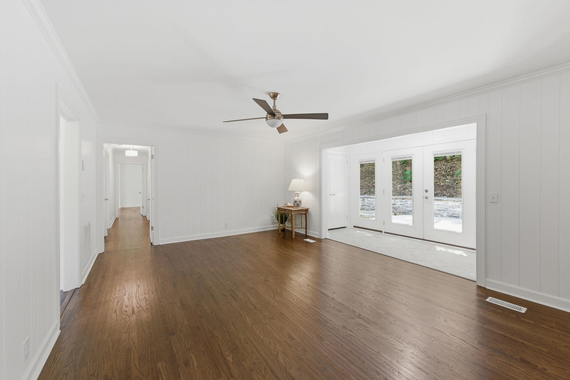 6617 Ellesmere Rd, Nashville, TN 37205 6617 Ellesmere Rd, Nashville, TN 37205