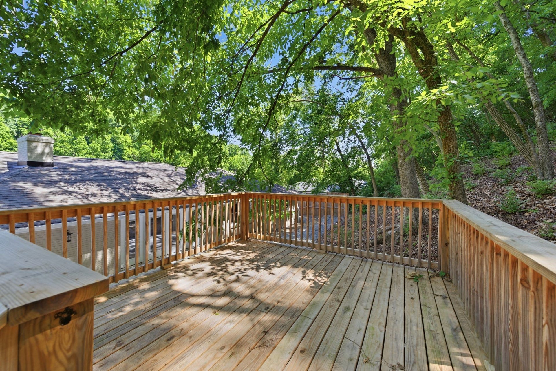 6617 Ellesmere Rd, Nashville, TN 37205 6617 Ellesmere Rd, Nashville, TN 37205