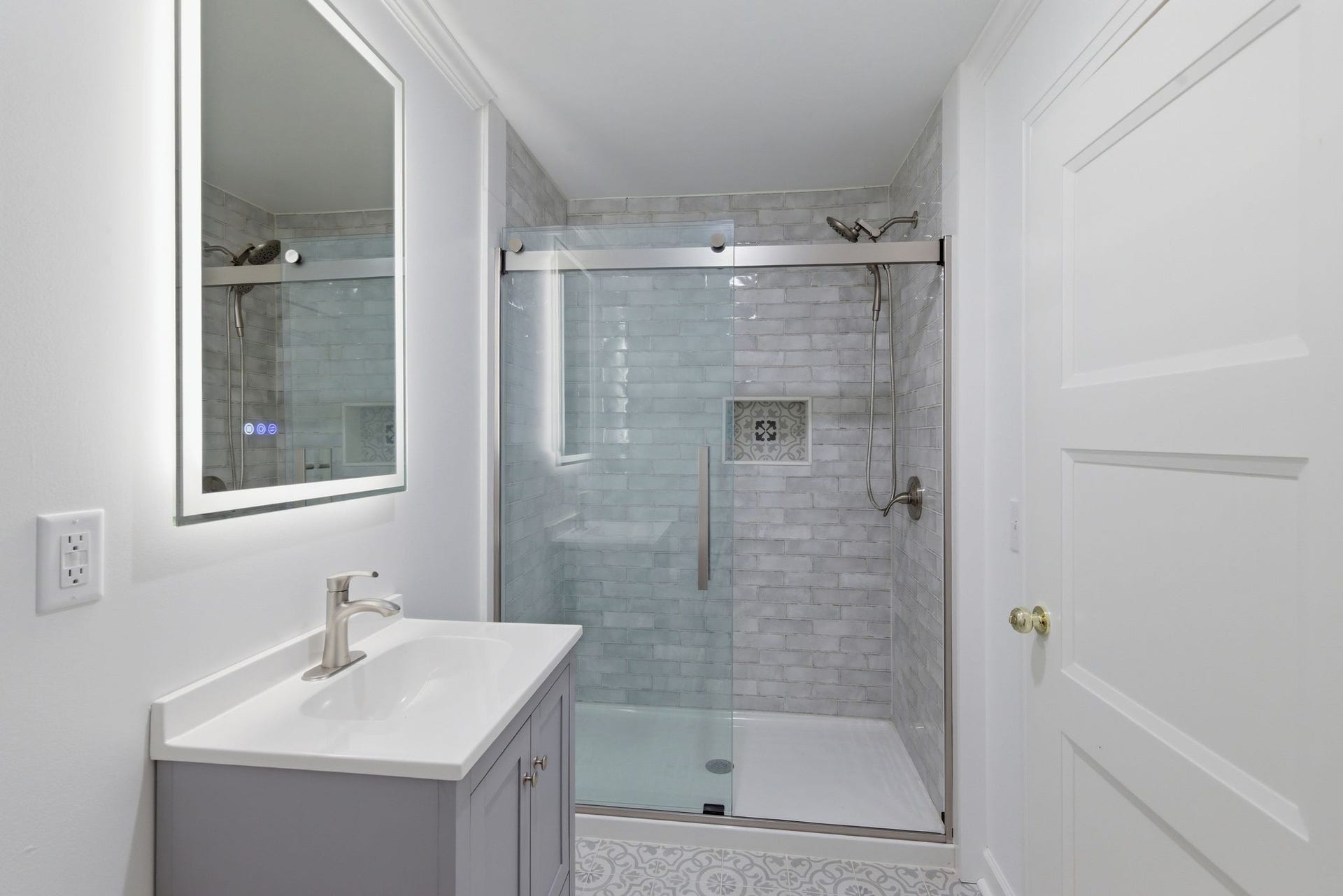 6617 Ellesmere Rd, Nashville, TN 37205 6617 Ellesmere Rd, Nashville, TN 37205