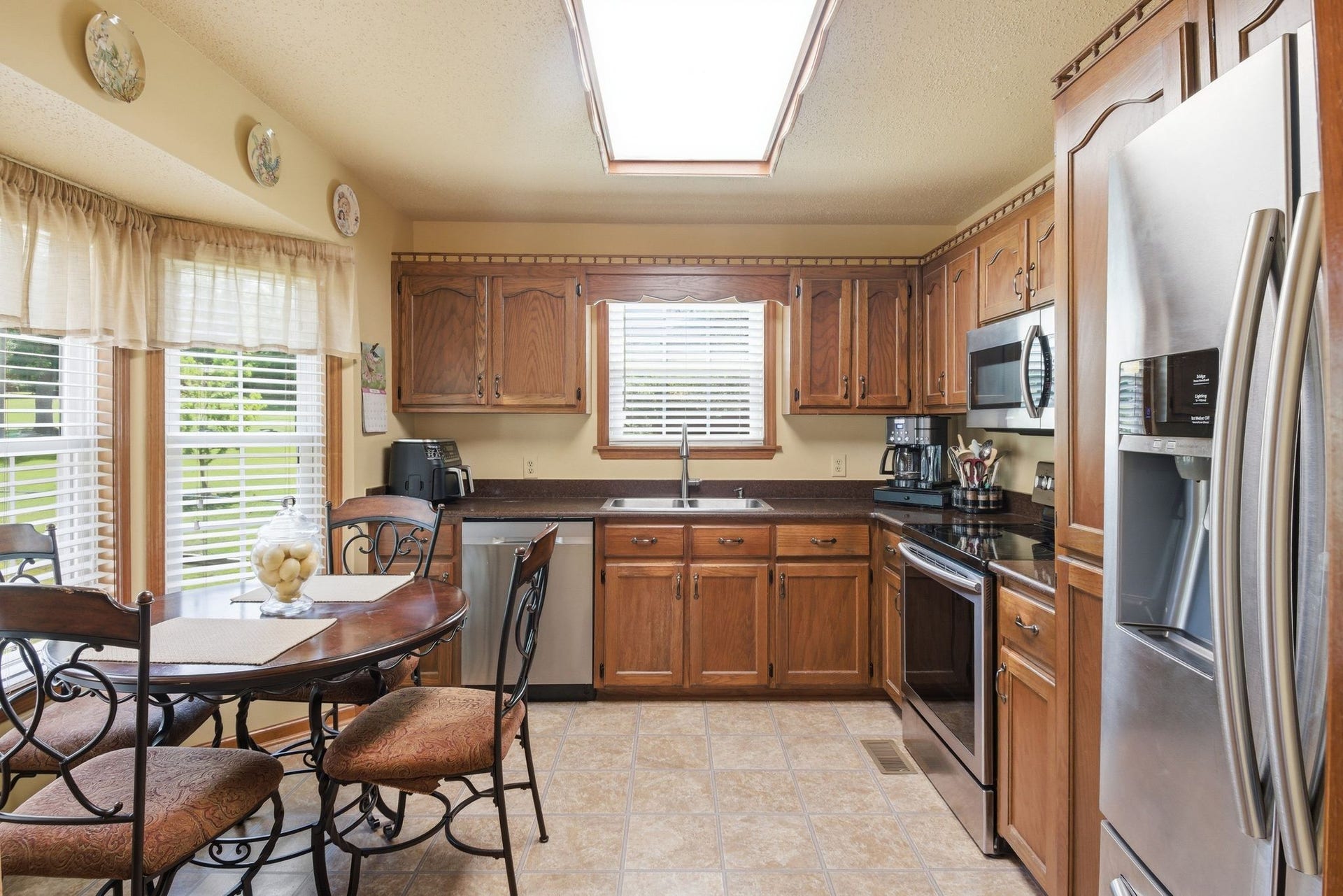 206 Brookhaven Dr, Columbia, TN 38401 206 Brookhaven Dr, Columbia, TN 38401