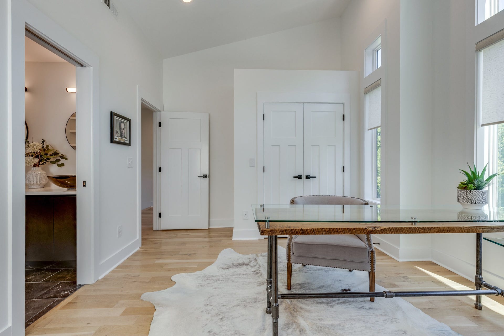 702 W 4th St, Columbia, TN 38401 702 W 4th St, Columbia, TN 38401