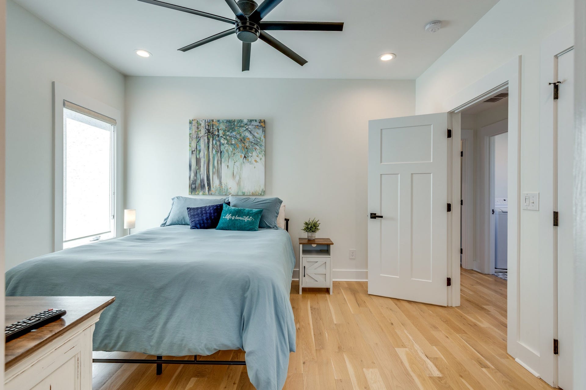 702 W 4th St, Columbia, TN 38401 702 W 4th St, Columbia, TN 38401