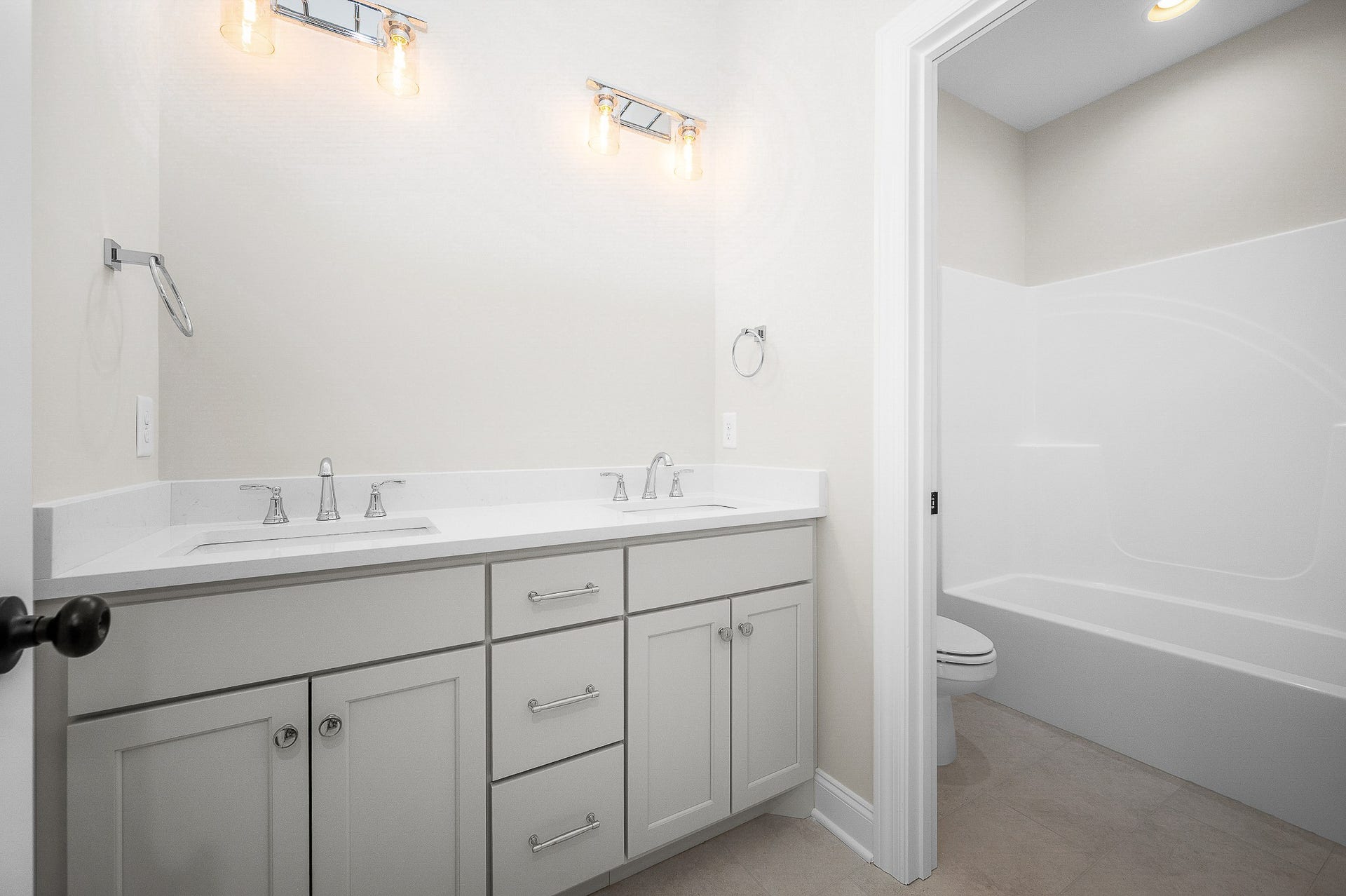 524 Gresham Lane, Murfreesboro, TN 37129 524 Gresham Lane, Murfreesboro, TN 37129