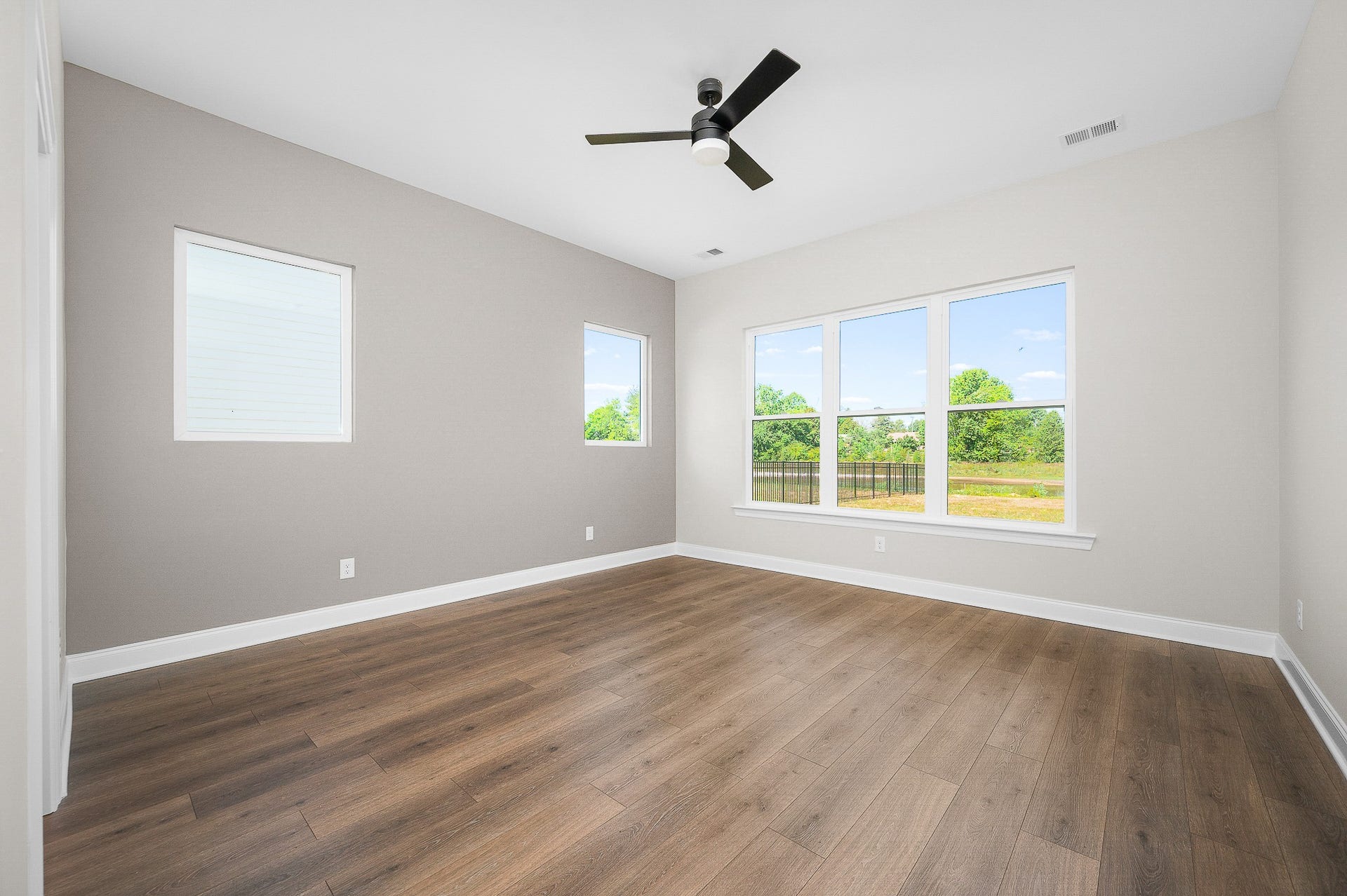 524 Gresham Lane, Murfreesboro, TN 37129 524 Gresham Lane, Murfreesboro, TN 37129