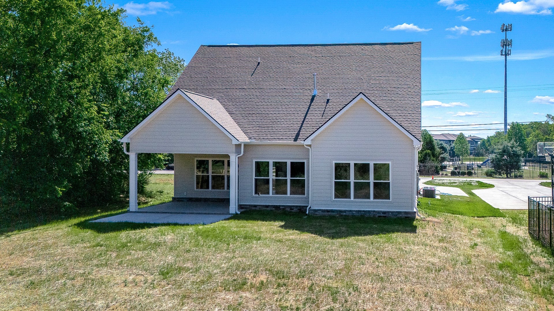 524 Gresham Lane, Murfreesboro, TN 37129 524 Gresham Lane, Murfreesboro, TN 37129