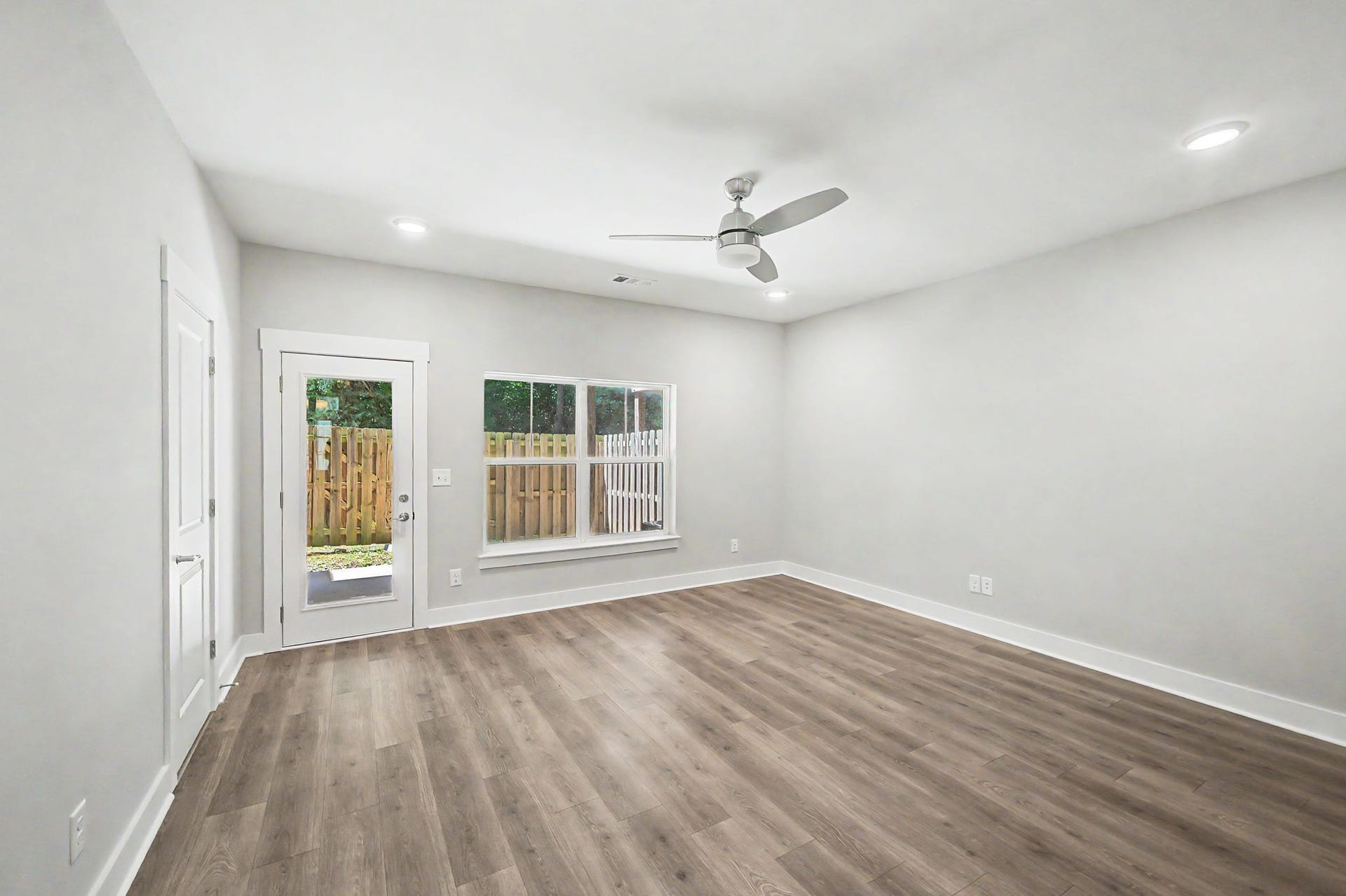 221 Stonecrest Cir, Nashville, TN 37209 221 Stonecrest Cir, Nashville, TN 37209