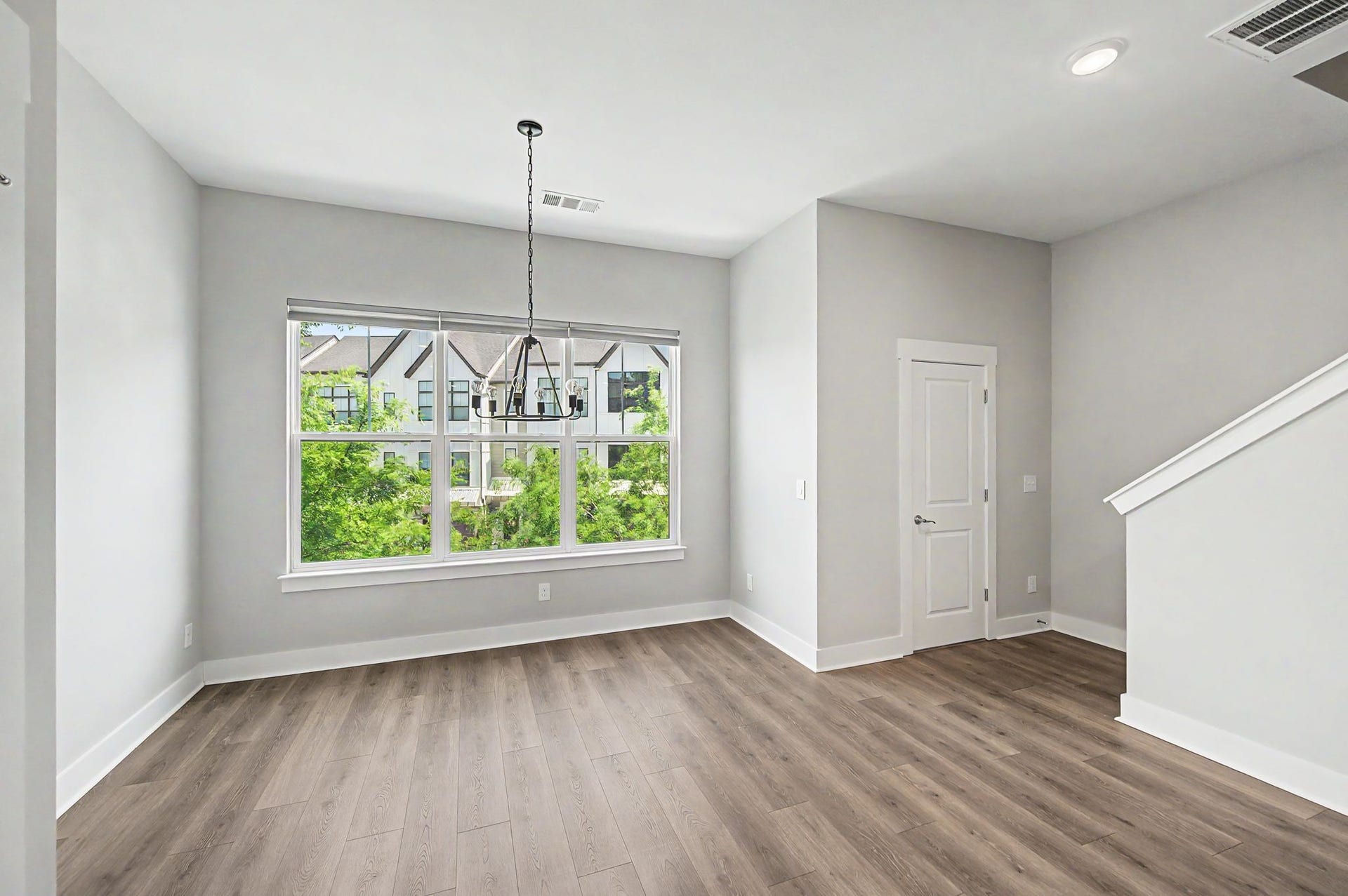221 Stonecrest Cir, Nashville, TN 37209 221 Stonecrest Cir, Nashville, TN 37209