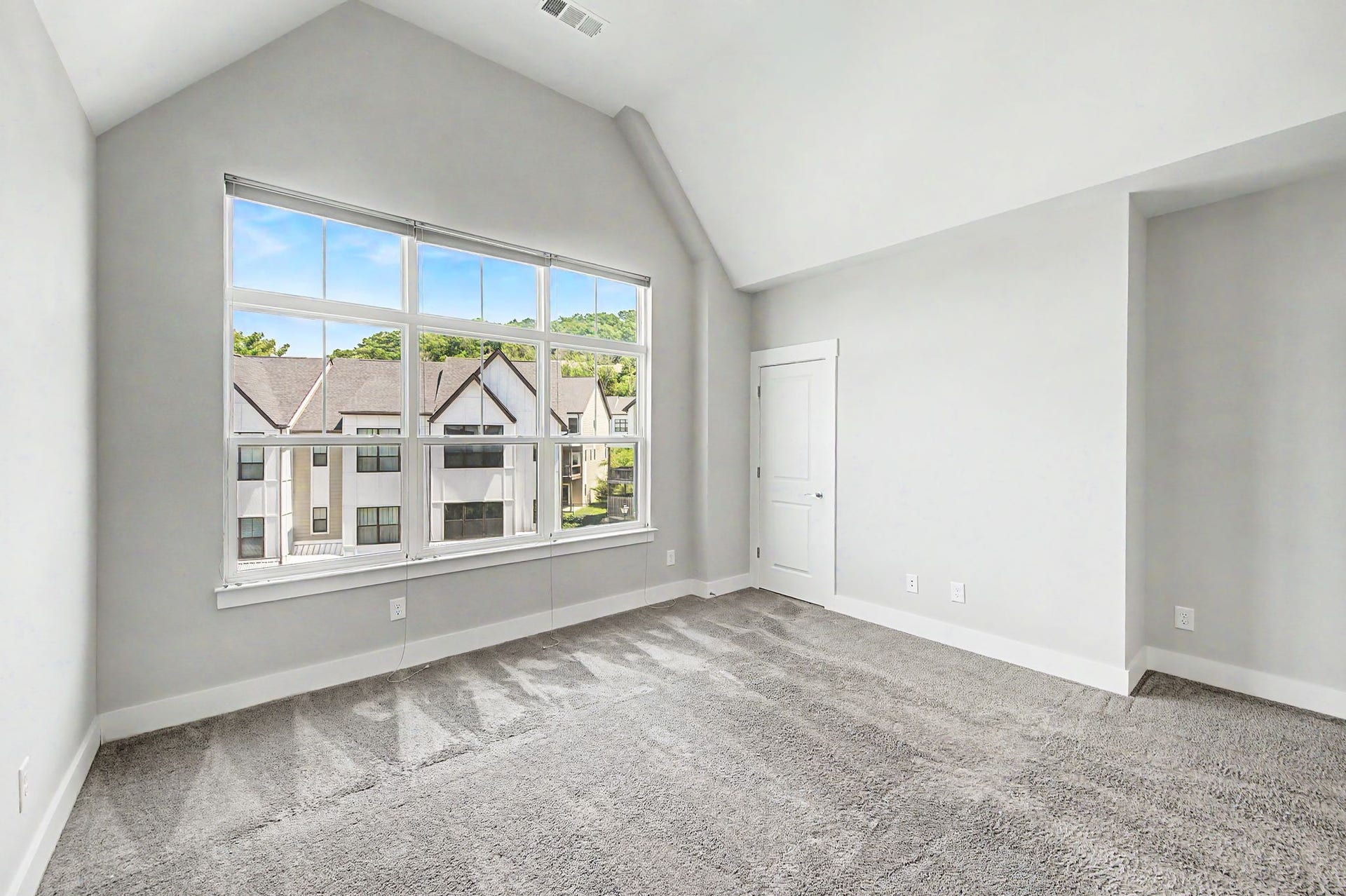 221 Stonecrest Cir, Nashville, TN 37209 221 Stonecrest Cir, Nashville, TN 37209