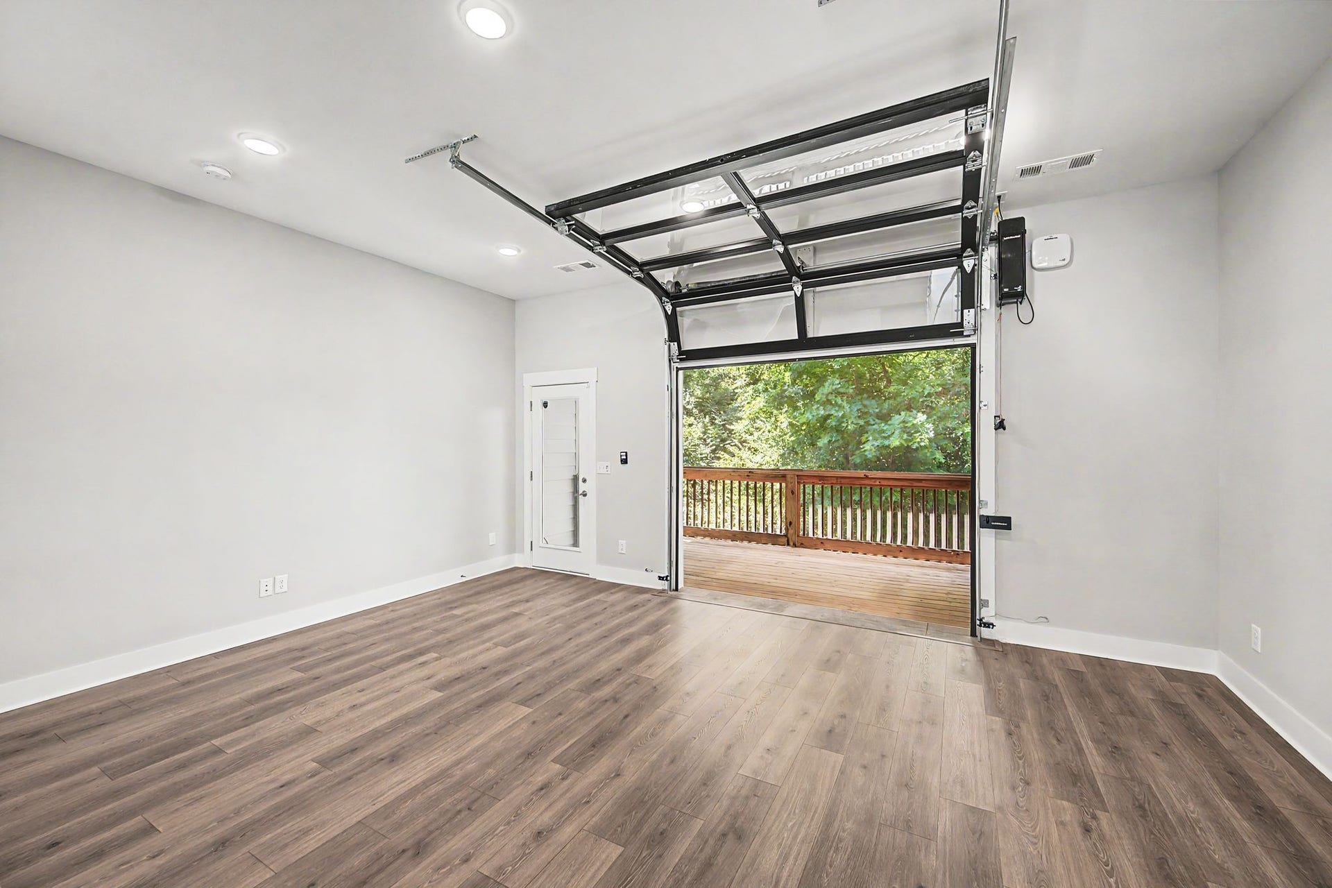 221 Stonecrest Cir, Nashville, TN 37209 221 Stonecrest Cir, Nashville, TN 37209