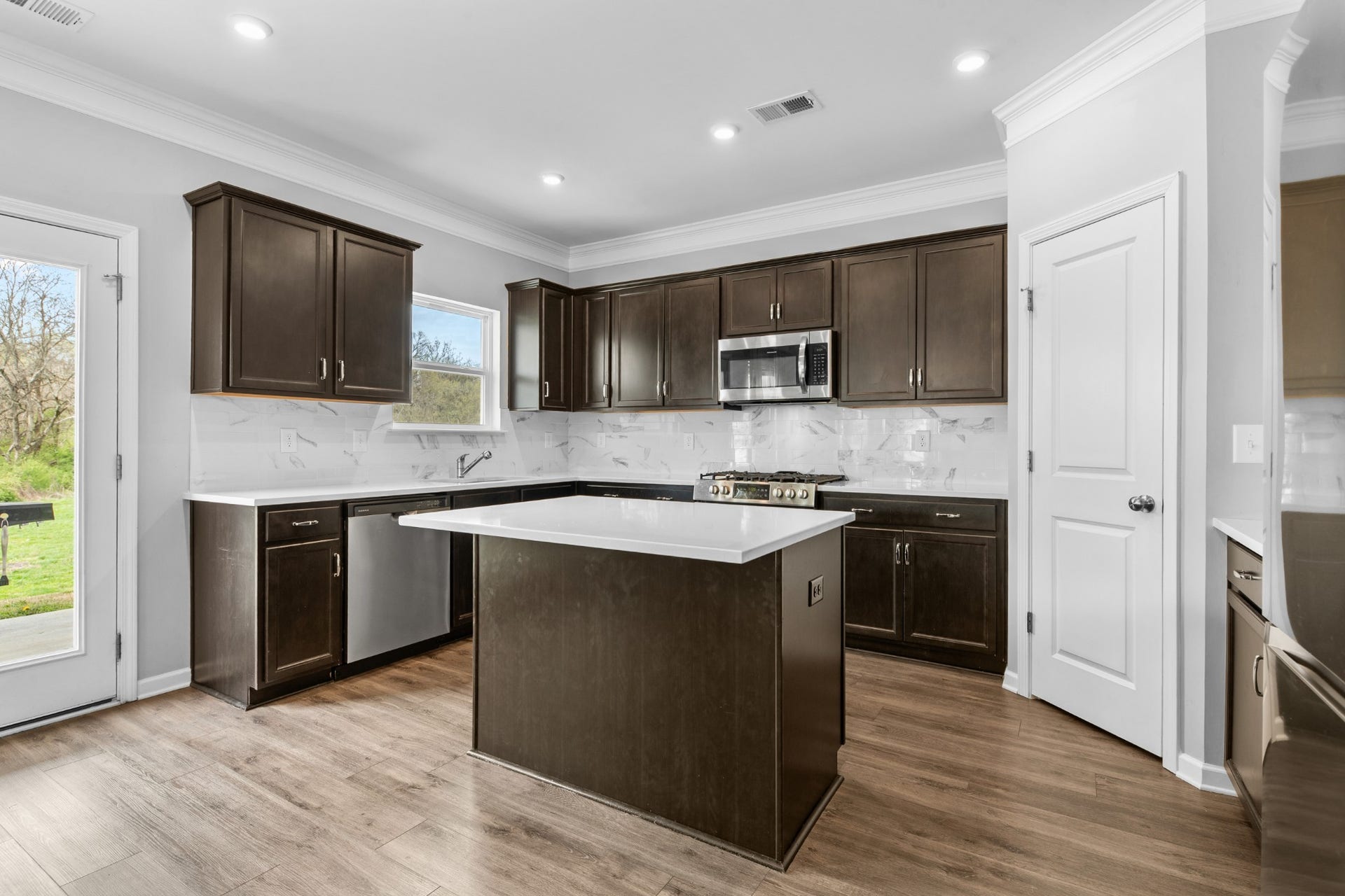 227 Stonewall Dr, Columbia, TN 38401 227 Stonewall Dr, Columbia, TN 38401