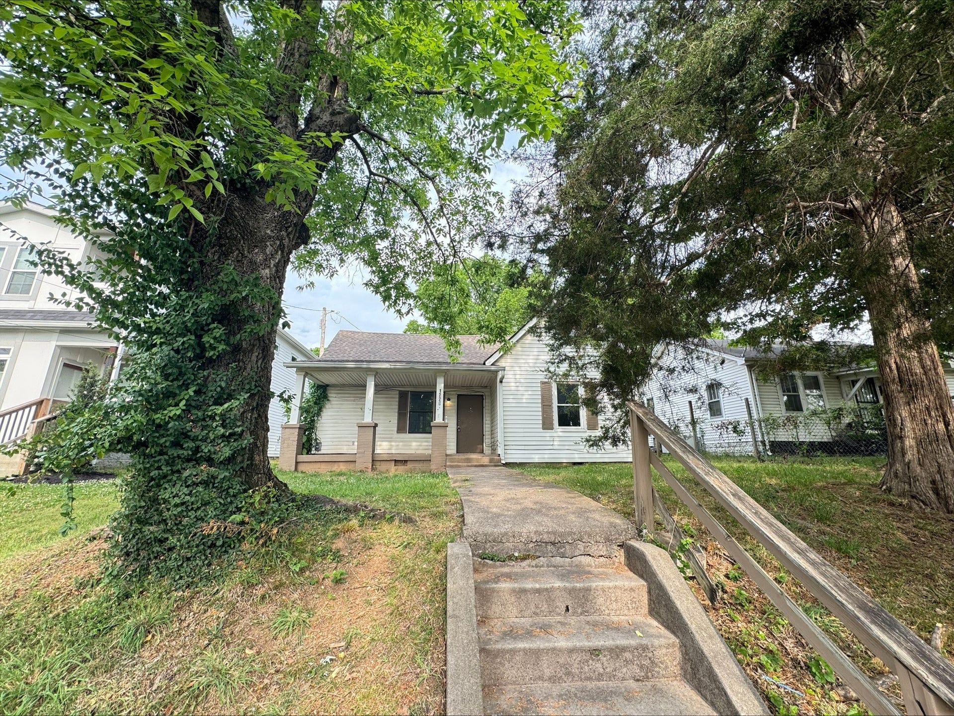 1220 Stockell St, Nashville, TN 37207 1220 Stockell St, Nashville, TN 37207