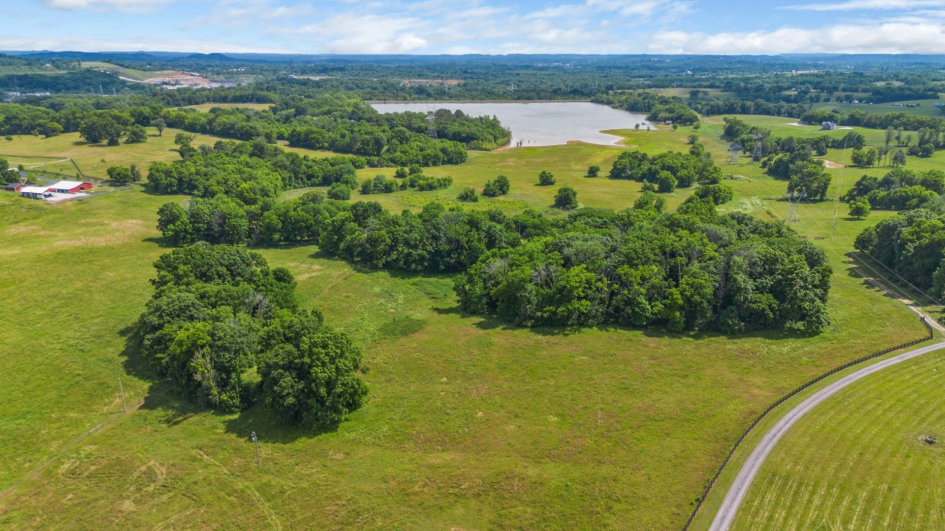 0 Darks Mill Road, Columbia, TN 38401 0 Darks Mill Road, Columbia, TN 38401
