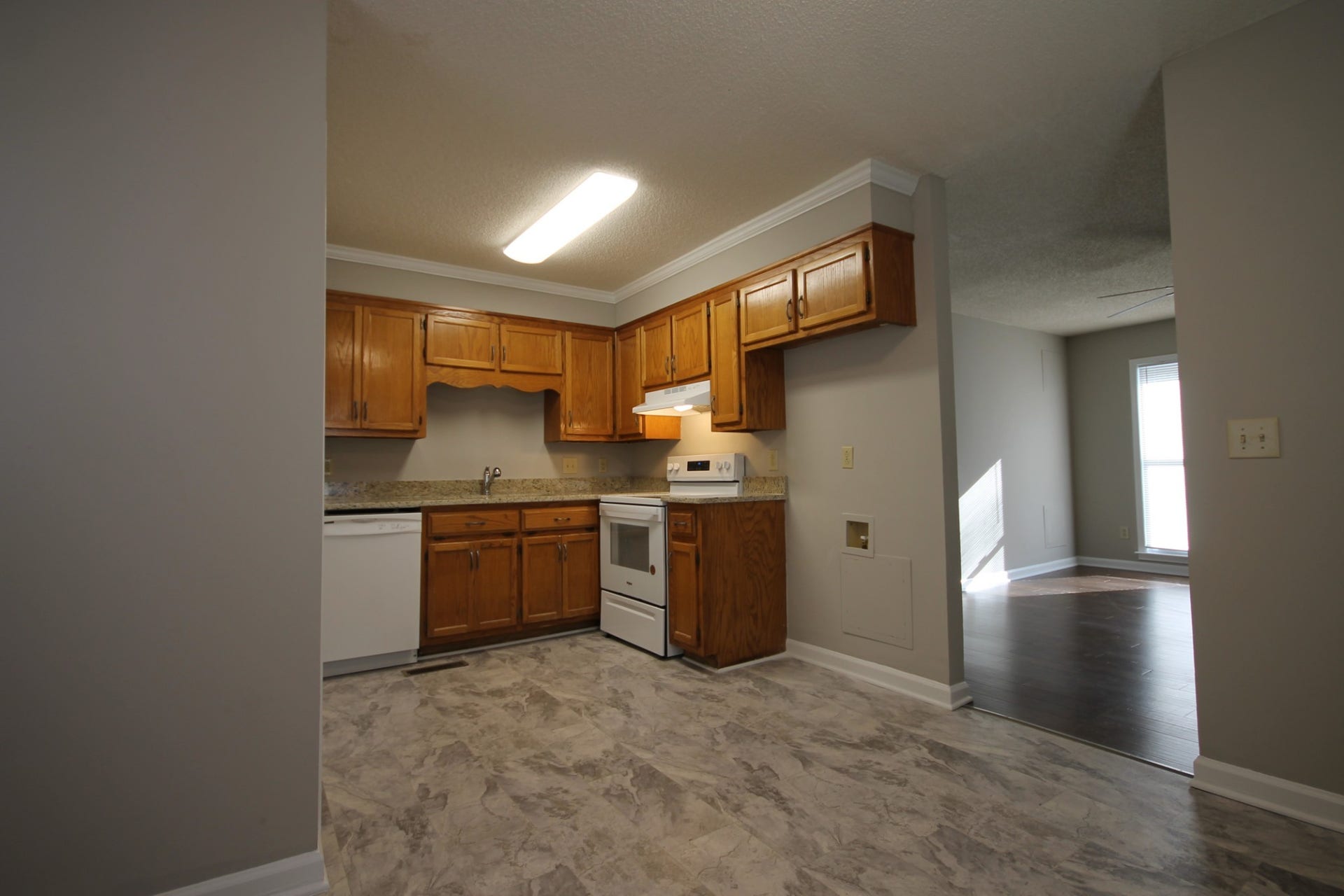 204 Hunter Dr, Columbia, TN 38401 204 Hunter Dr, Columbia, TN 38401