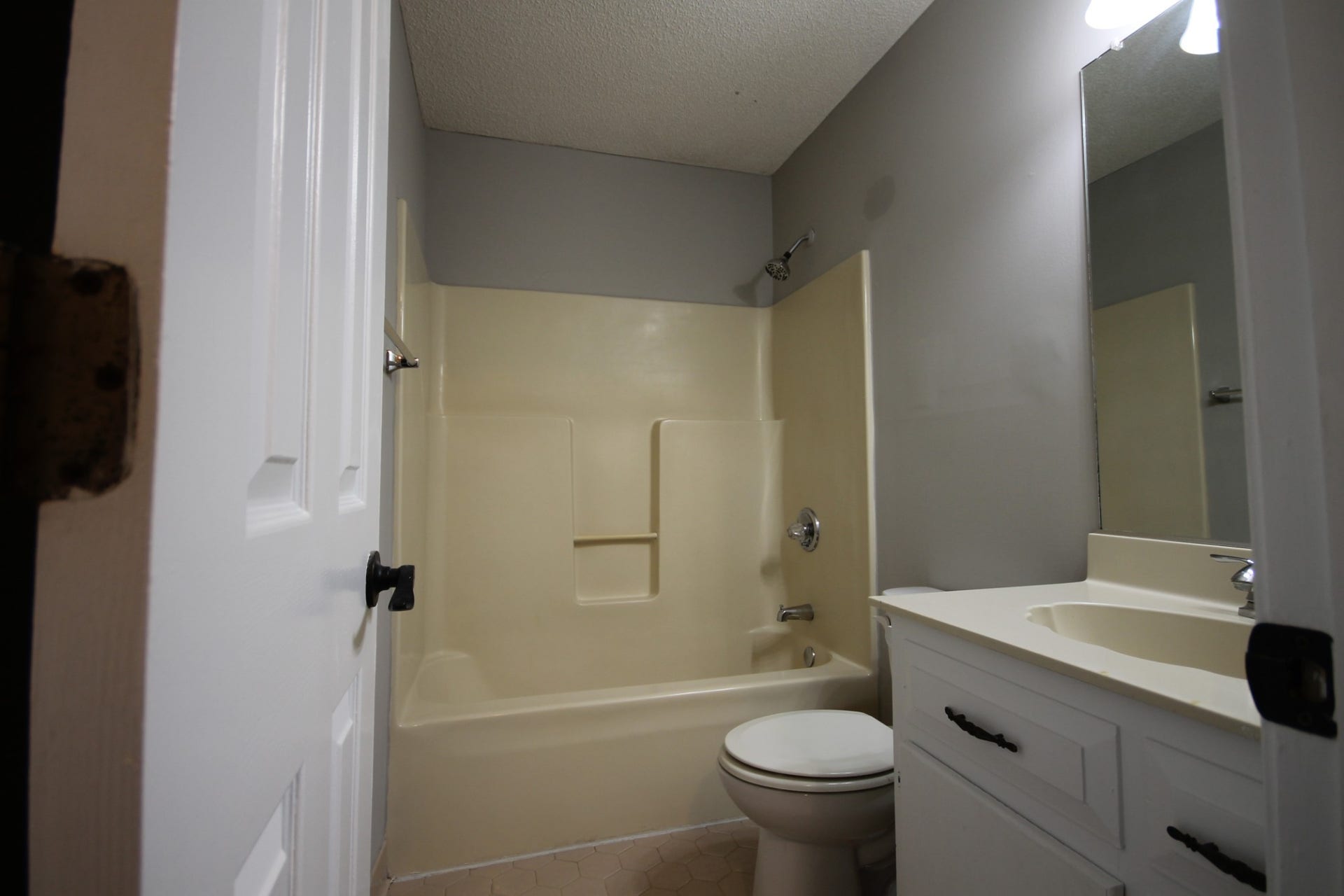 204 Hunter Dr, Columbia, TN 38401 204 Hunter Dr, Columbia, TN 38401