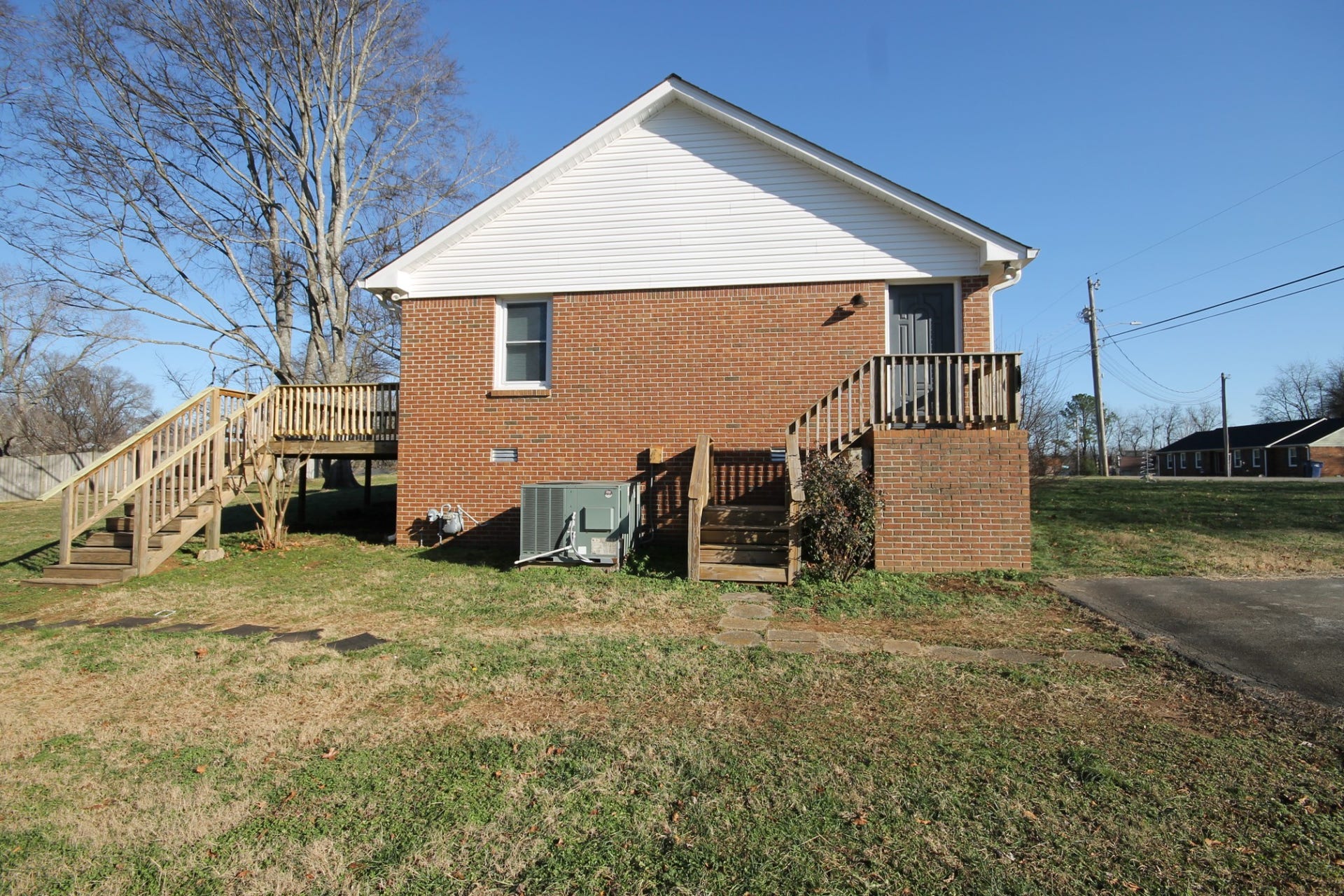 204 Hunter Dr, Columbia, TN 38401 204 Hunter Dr, Columbia, TN 38401