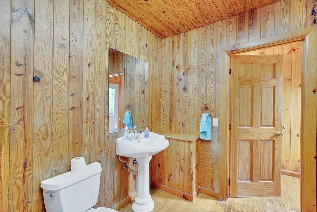29088 Rhea County Highway, Spring City, TN 37381 29088 Rhea County Highway, Spring City, TN 37381