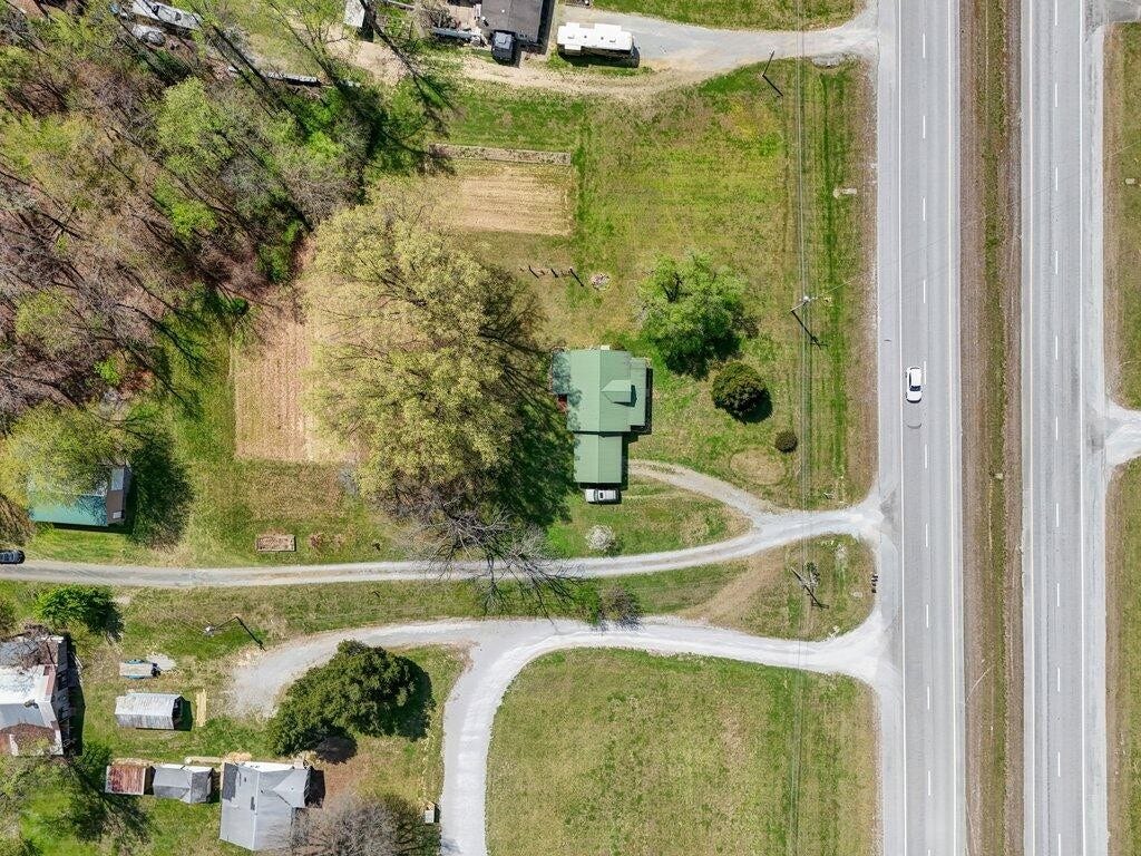 29088 Rhea County Highway, Spring City, TN 37381 29088 Rhea County Highway, Spring City, TN 37381