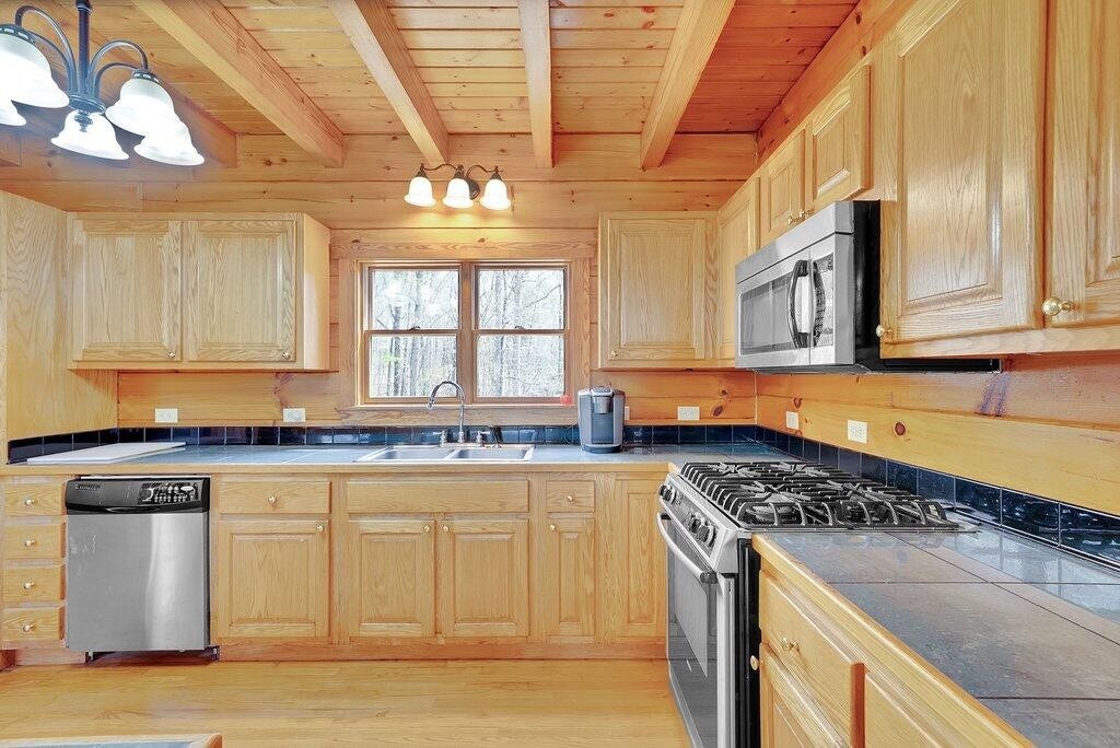 29088 Rhea County Highway, Spring City, TN 37381 29088 Rhea County Highway, Spring City, TN 37381