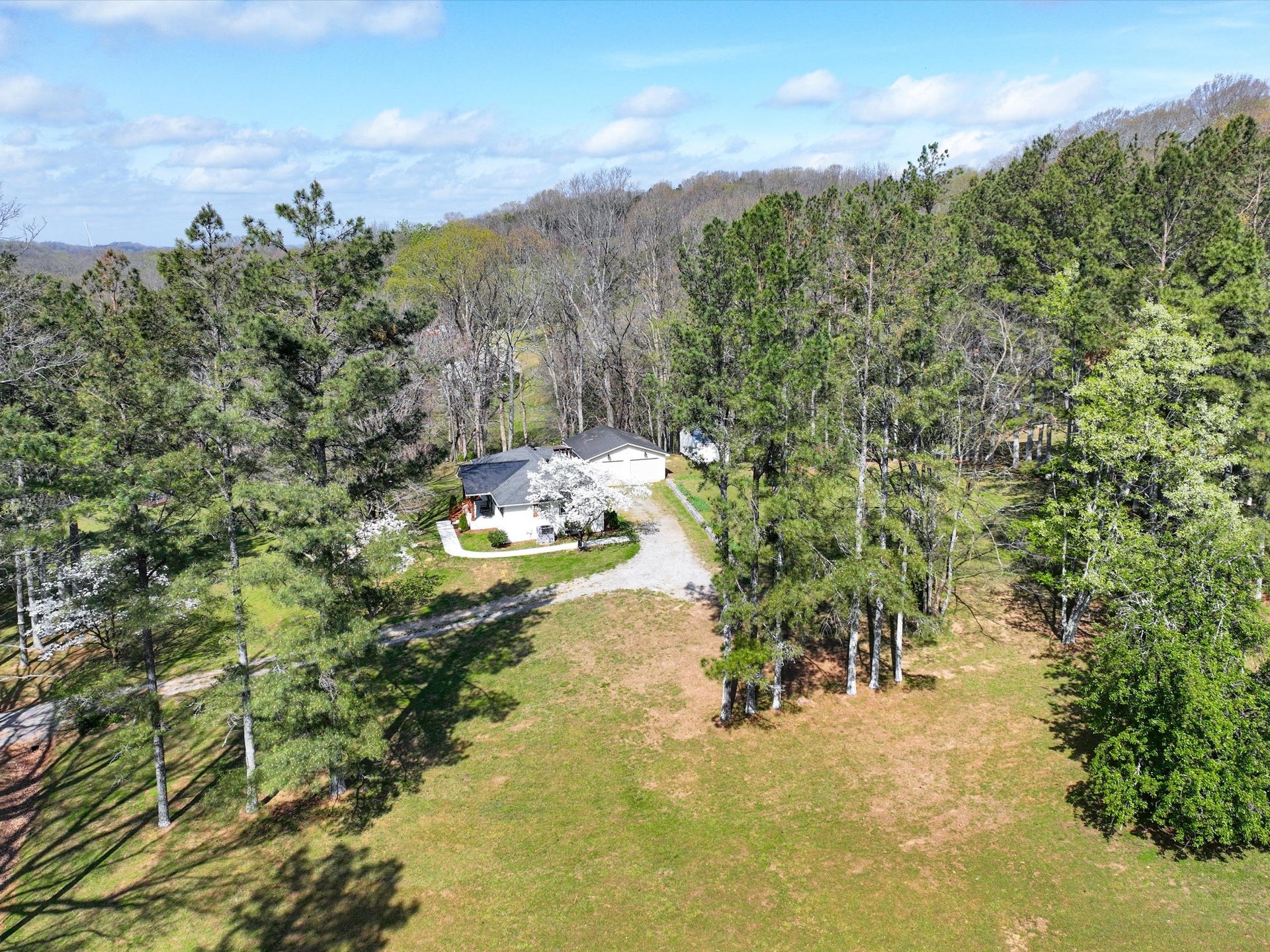 1454 Johnson Rd, Lewisburg, TN 37091 1454 Johnson Rd, Lewisburg, TN 37091