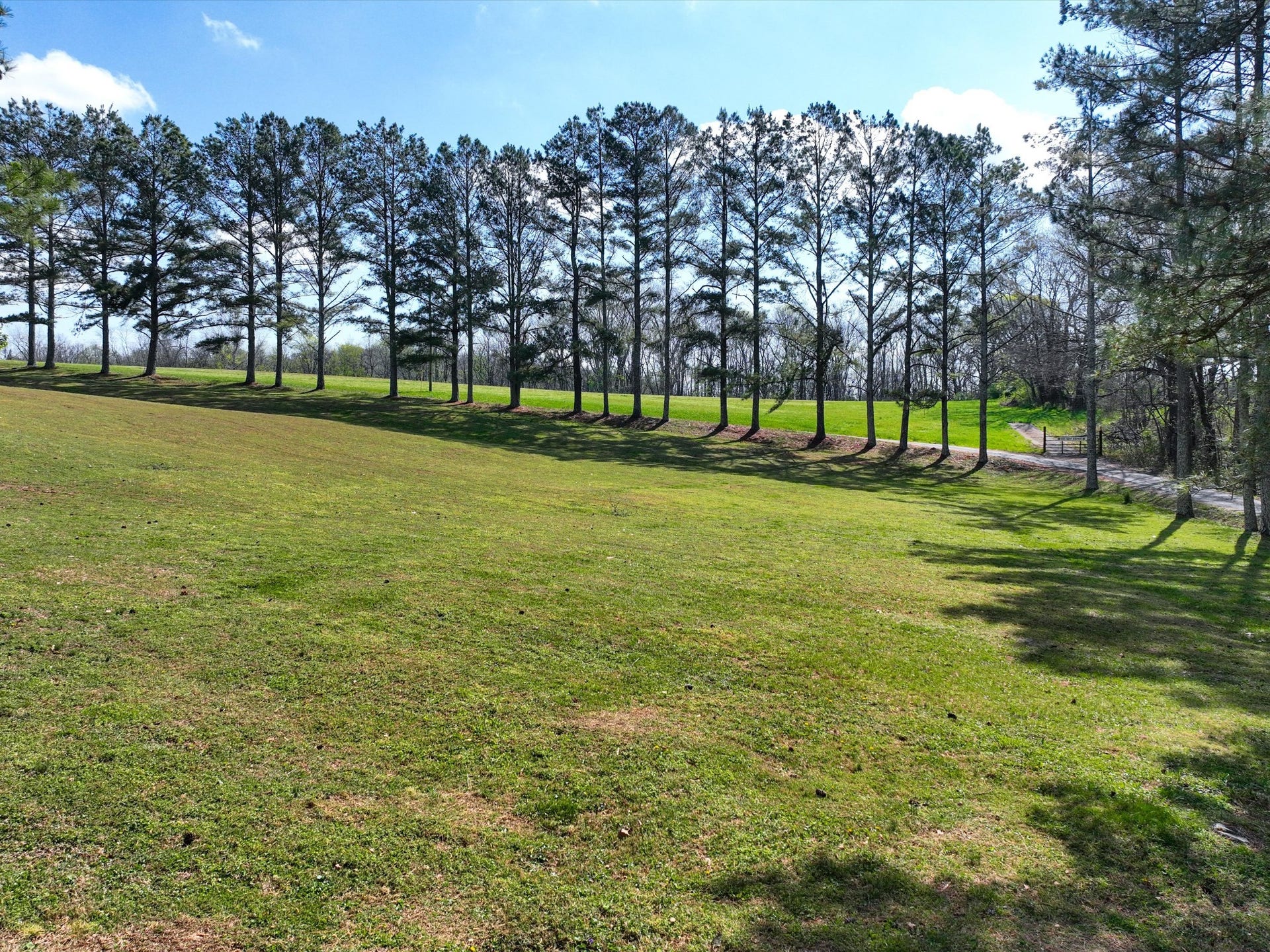 1454 Johnson Rd, Lewisburg, TN 37091 1454 Johnson Rd, Lewisburg, TN 37091