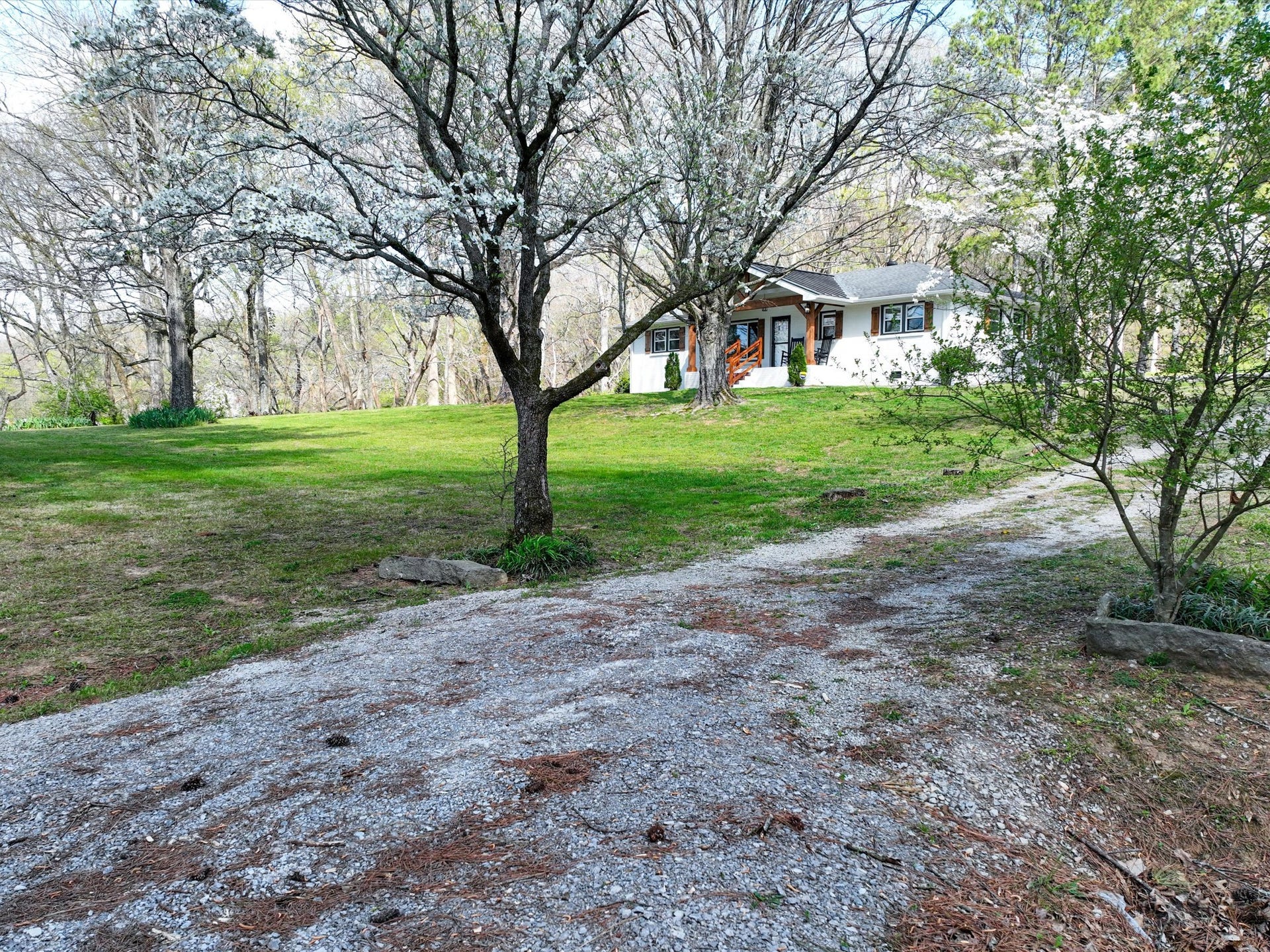 1454 Johnson Rd, Lewisburg, TN 37091 1454 Johnson Rd, Lewisburg, TN 37091