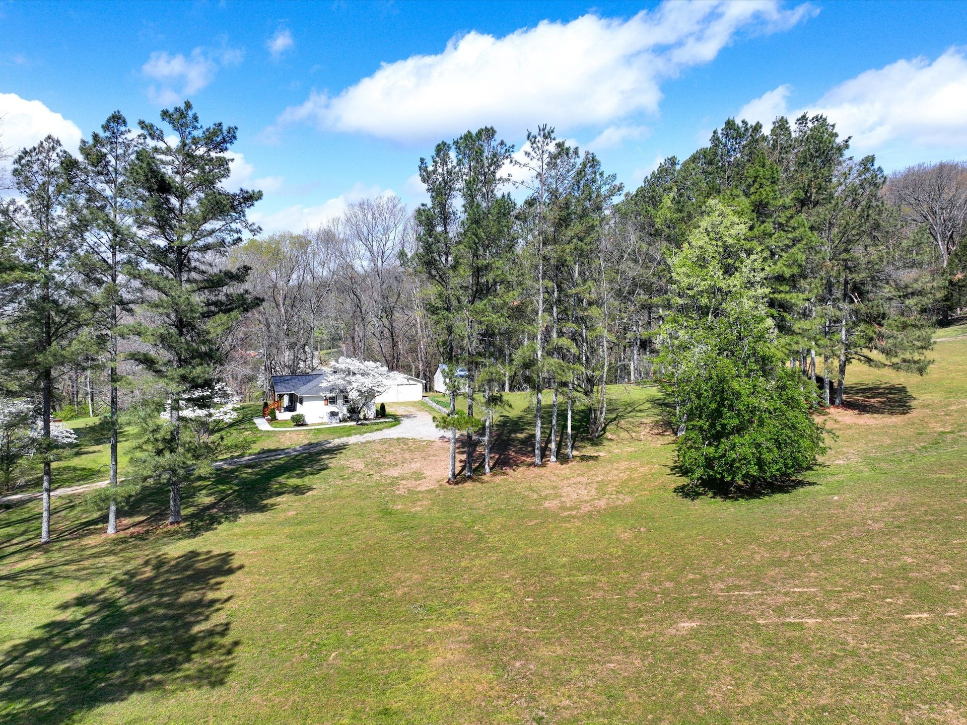 1454 Johnson Rd, Lewisburg, TN 37091 1454 Johnson Rd, Lewisburg, TN 37091