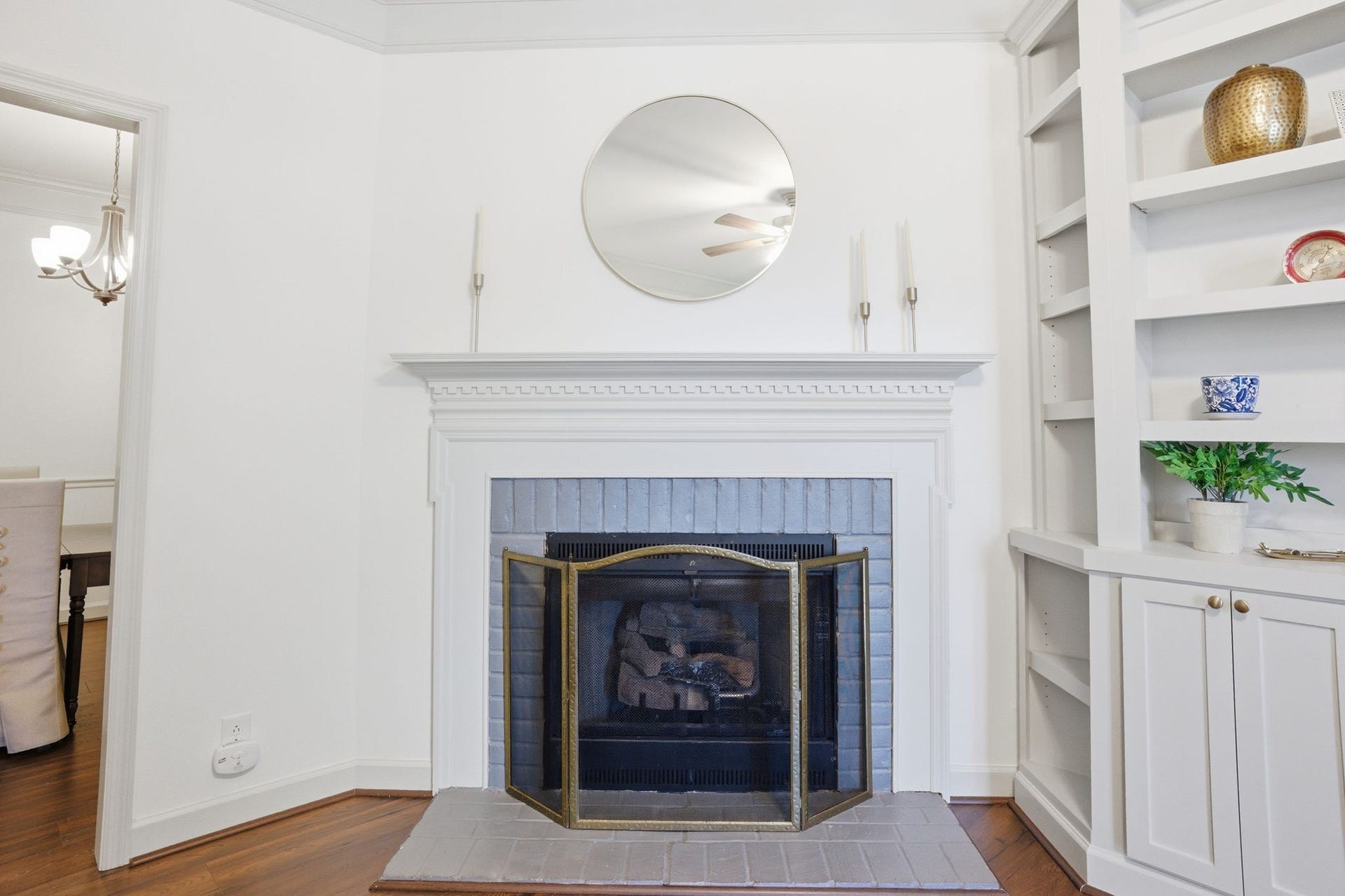 2131 Benton Hall Court, Columbia, TN 38401 gas firplace