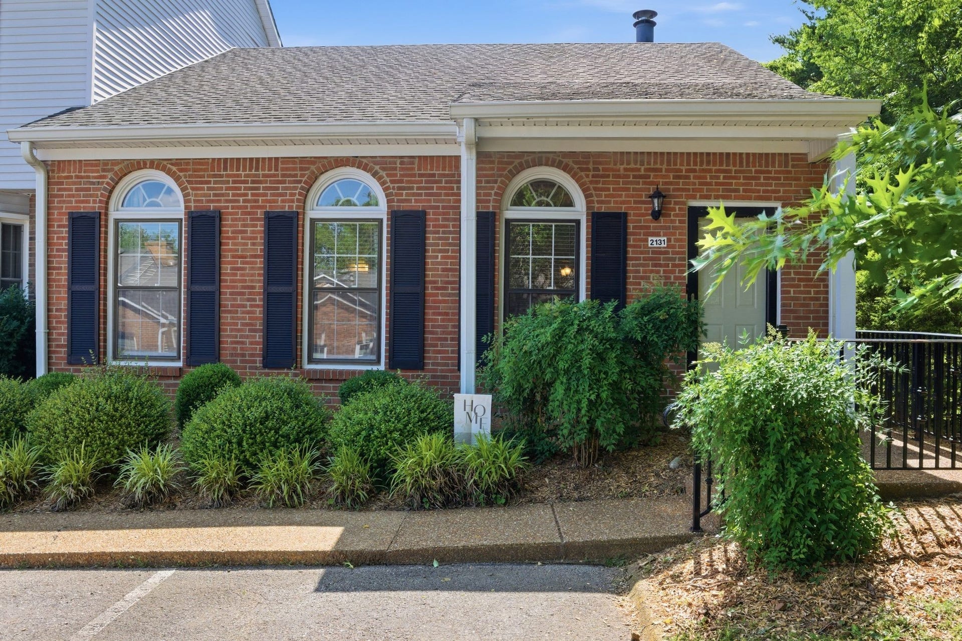2131 Benton Hall Court, Columbia, TN 38401 2131 Benton Hall Court, Columbia, TN 38401
