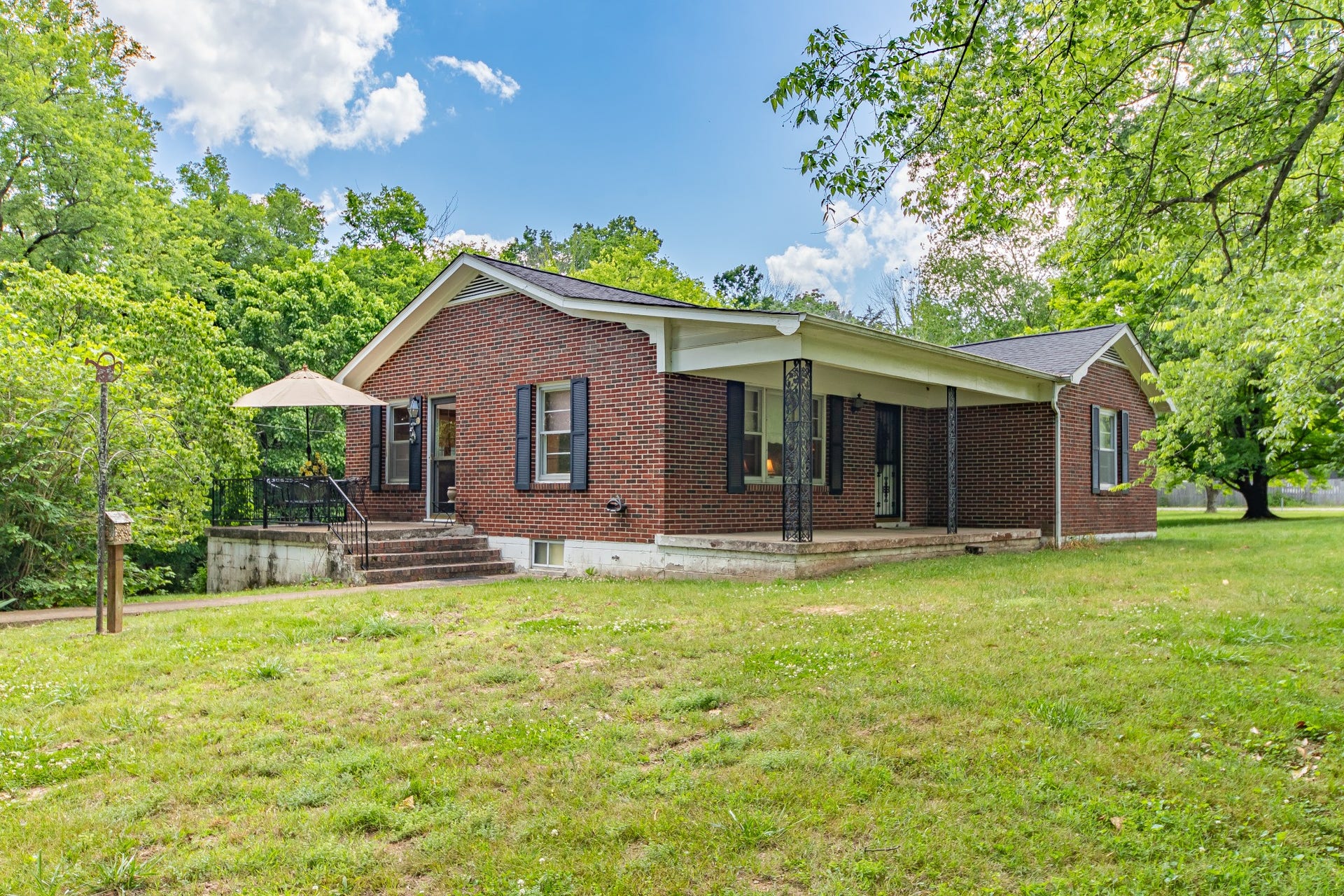 2204 Sowell Mill Pike, Columbia, TN 38401 2204 Sowell Mill Pike, Columbia, TN 38401