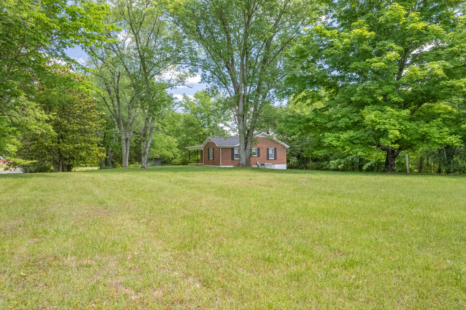 2204 Sowell Mill Pike, Columbia, TN 38401 2204 Sowell Mill Pike, Columbia, TN 38401