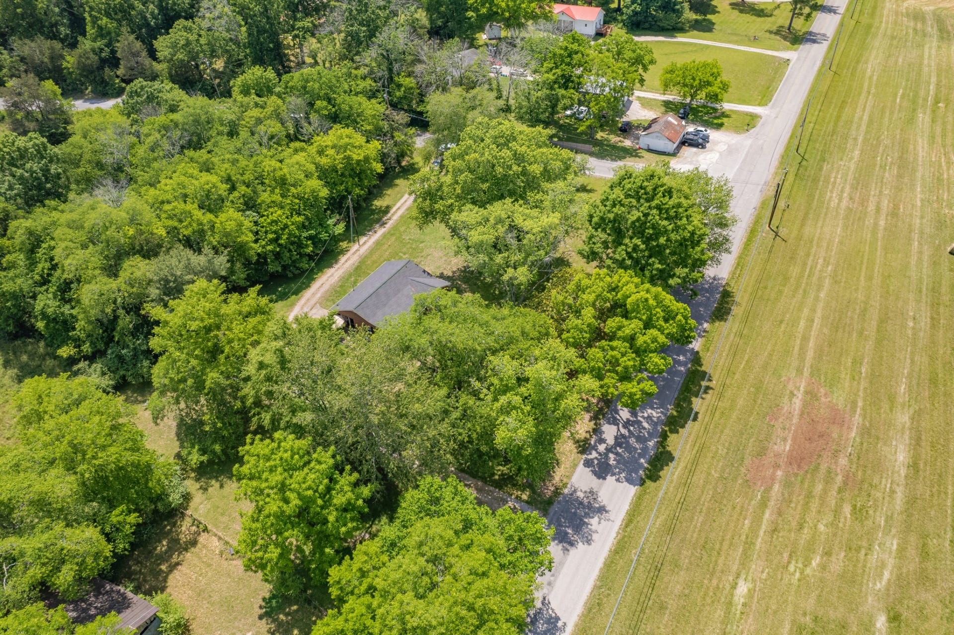 2204 Sowell Mill Pike, Columbia, TN 38401 2204 Sowell Mill Pike, Columbia, TN 38401