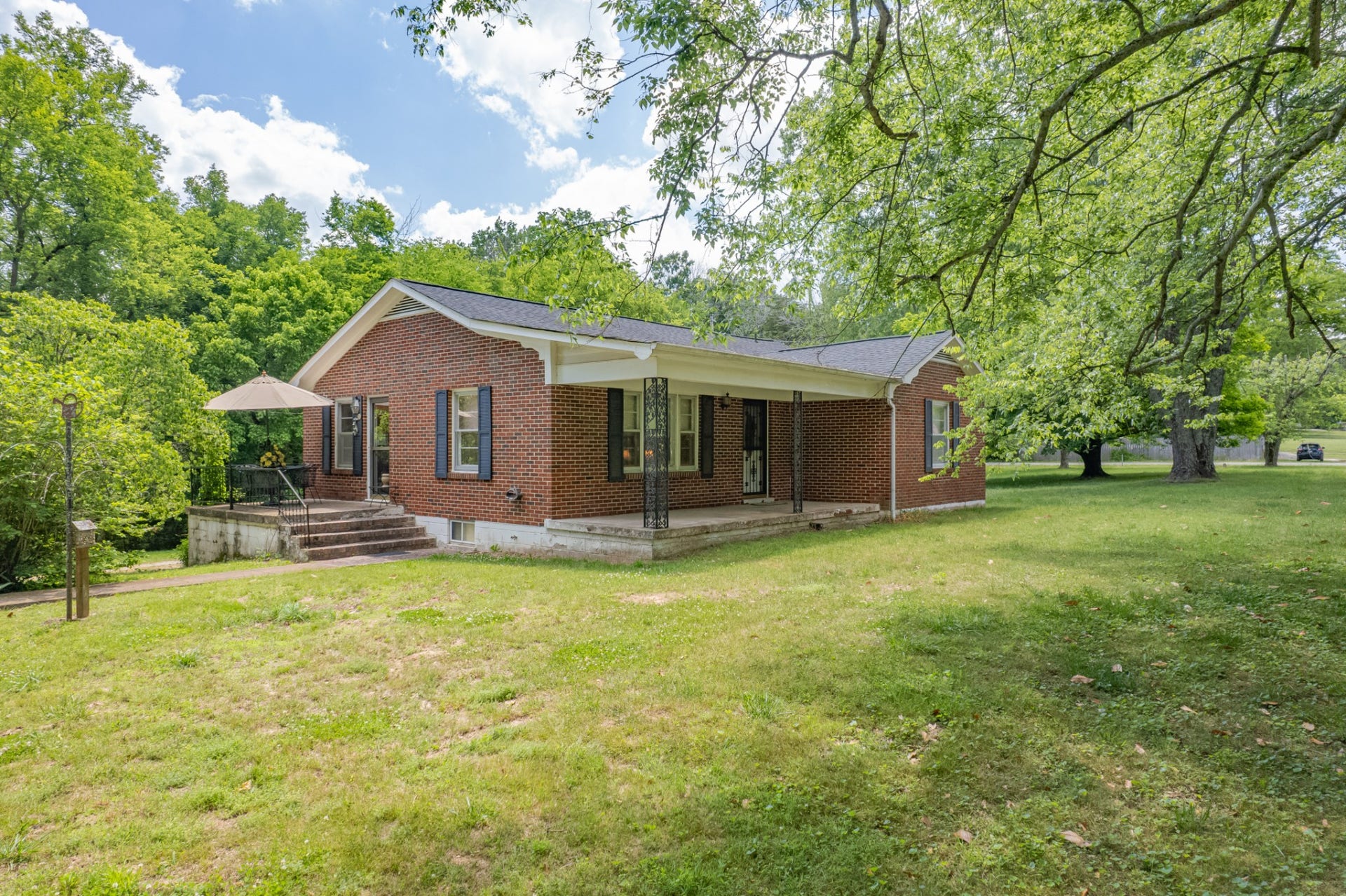 2204 Sowell Mill Pike, Columbia, TN 38401 2204 Sowell Mill Pike, Columbia, TN 38401