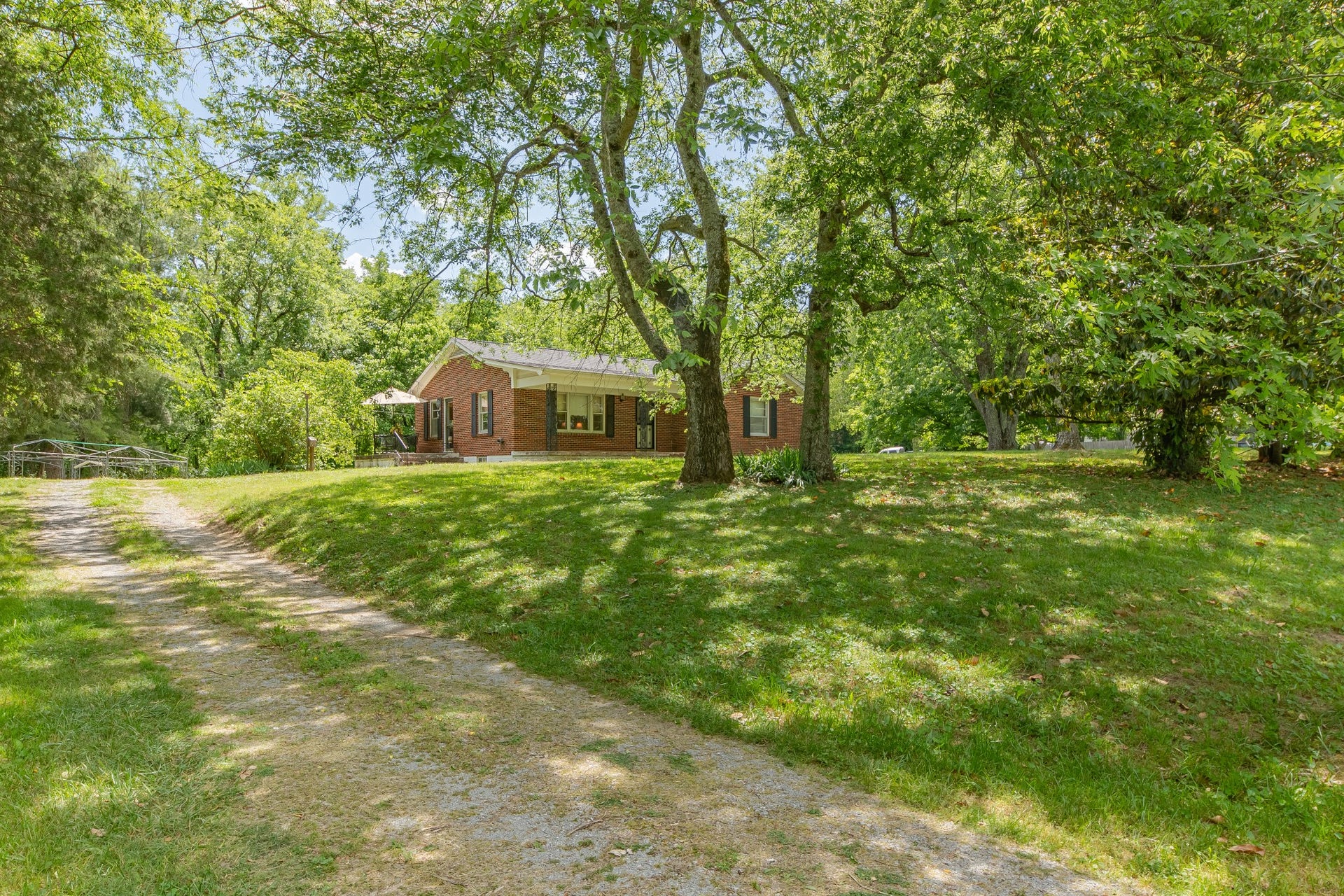 2204 Sowell Mill Pike, Columbia, TN 38401 2204 Sowell Mill Pike, Columbia, TN 38401