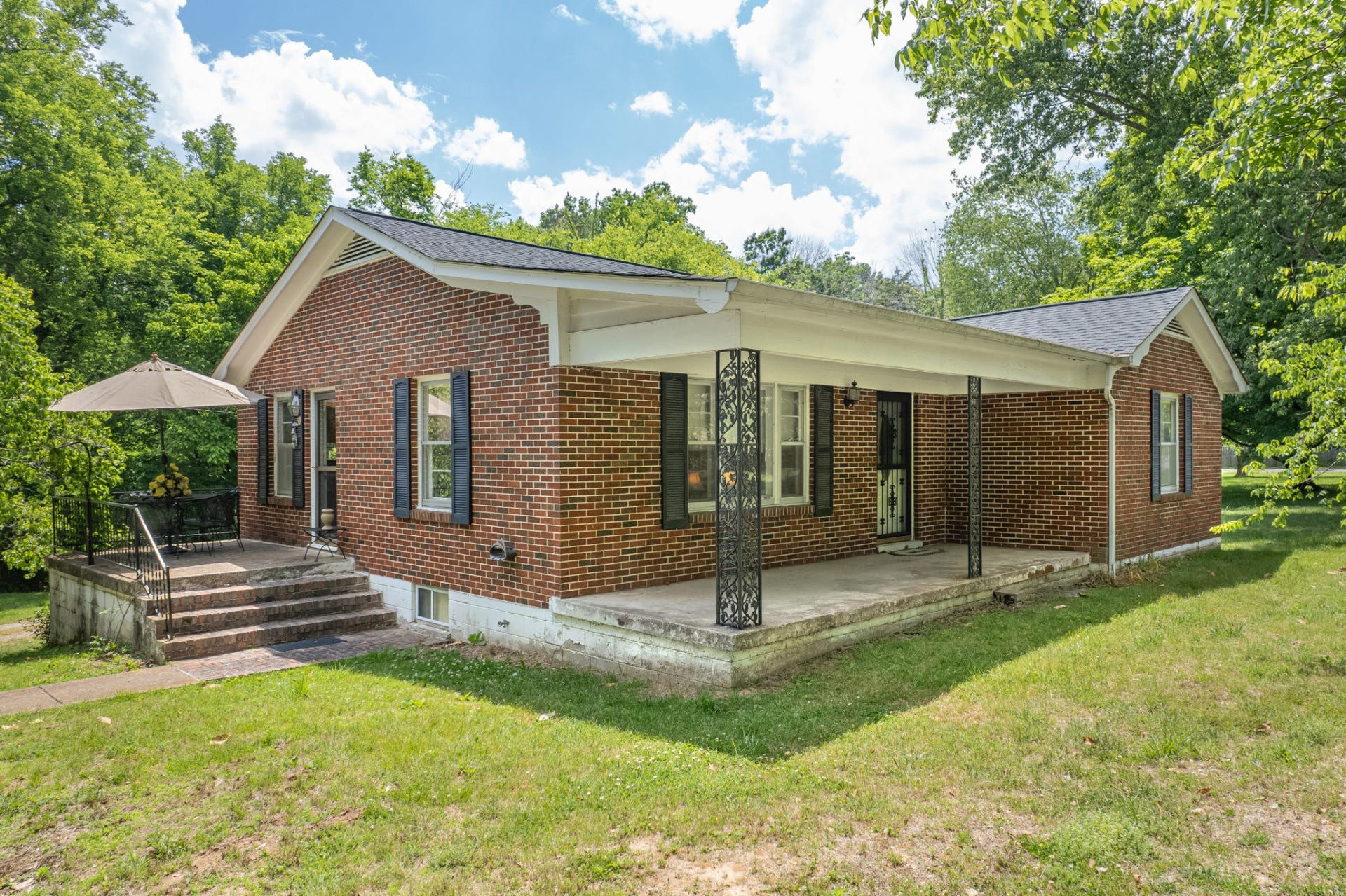 2204 Sowell Mill Pike, Columbia, TN 38401 2204 Sowell Mill Pike, Columbia, TN 38401
