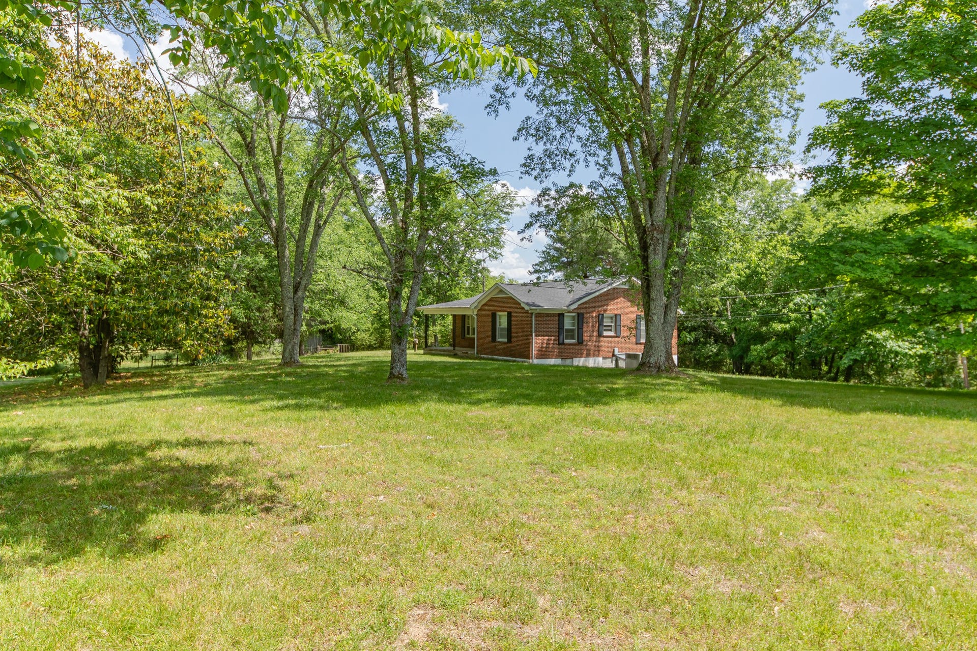 2204 Sowell Mill Pike, Columbia, TN 38401 2204 Sowell Mill Pike, Columbia, TN 38401