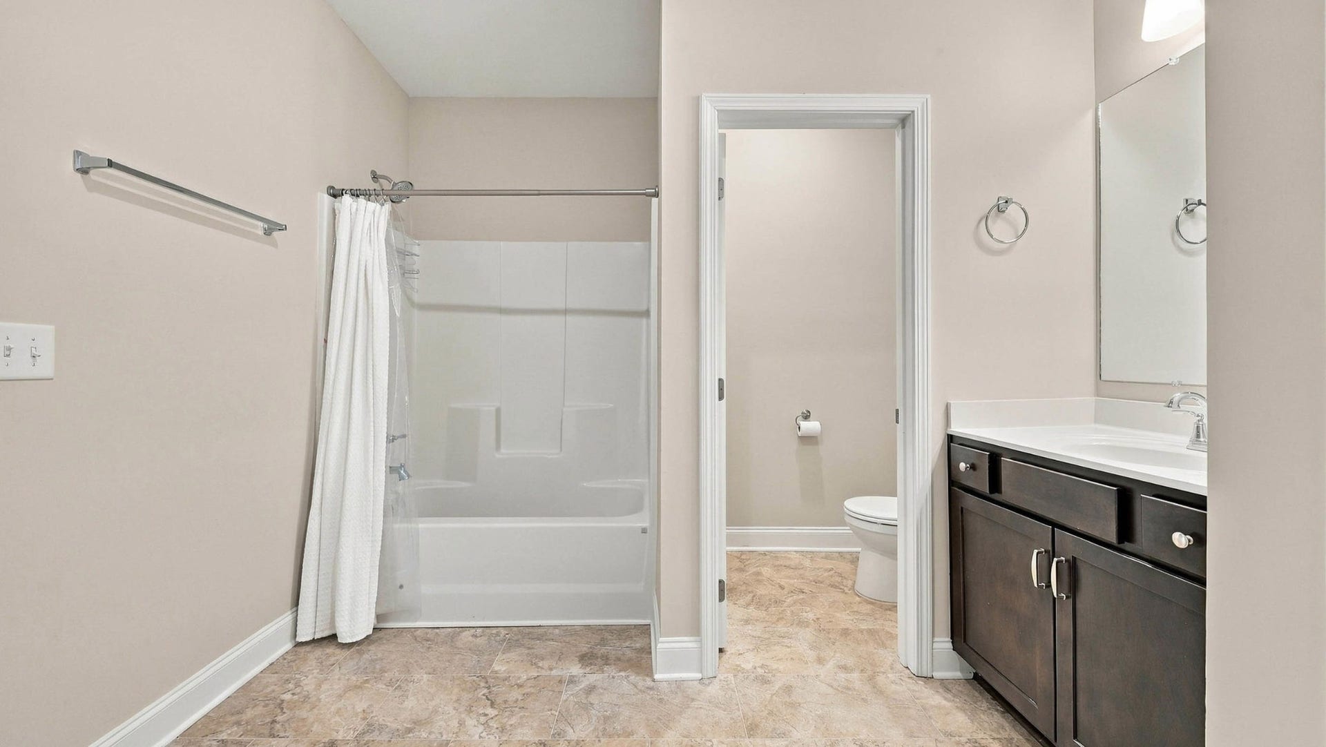 1648 Buttonwood Loop, Chattanooga, TN 37421 1648 Buttonwood Loop, Chattanooga, TN 37421