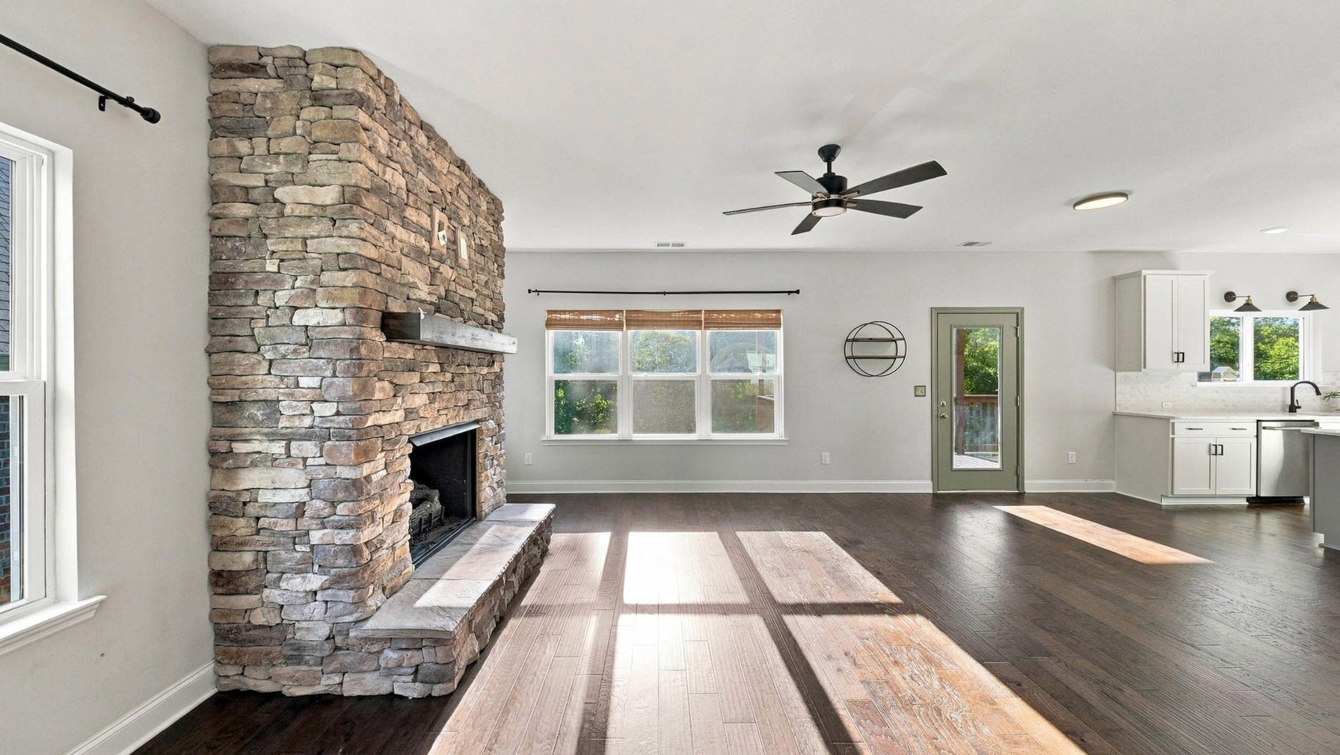 1648 Buttonwood Loop, Chattanooga, TN 37421 1648 Buttonwood Loop, Chattanooga, TN 37421