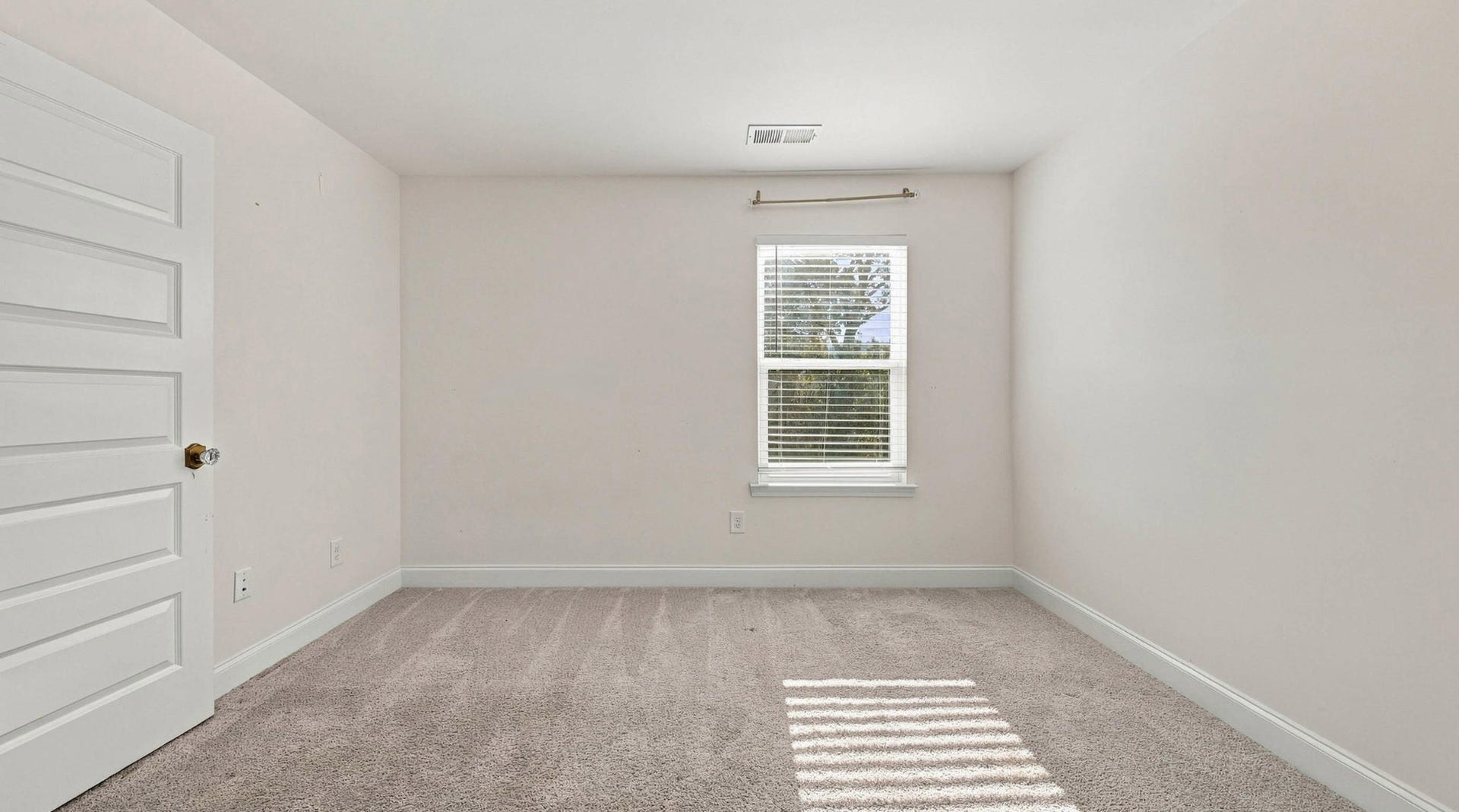 1648 Buttonwood Loop, Chattanooga, TN 37421 1648 Buttonwood Loop, Chattanooga, TN 37421